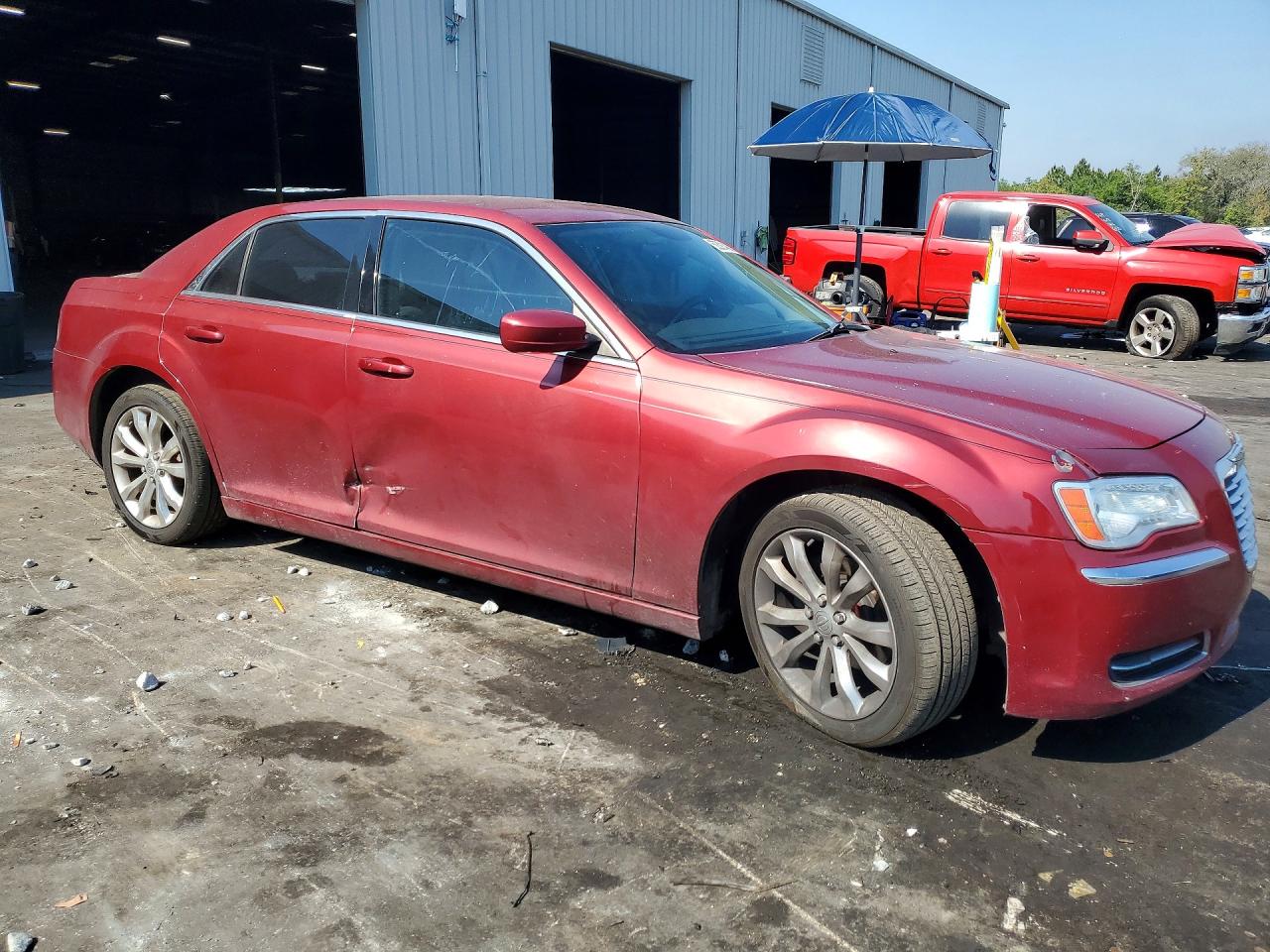 2014 Chrysler 300 Бордовый vin: 2C3CCAAG4EH214275