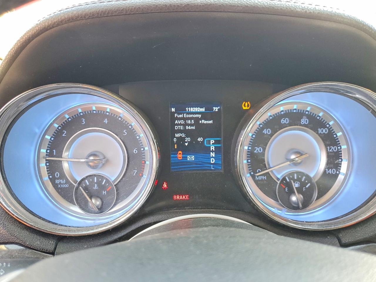 2014 Chrysler 300 Бордовый vin: 2C3CCAAG4EH214275