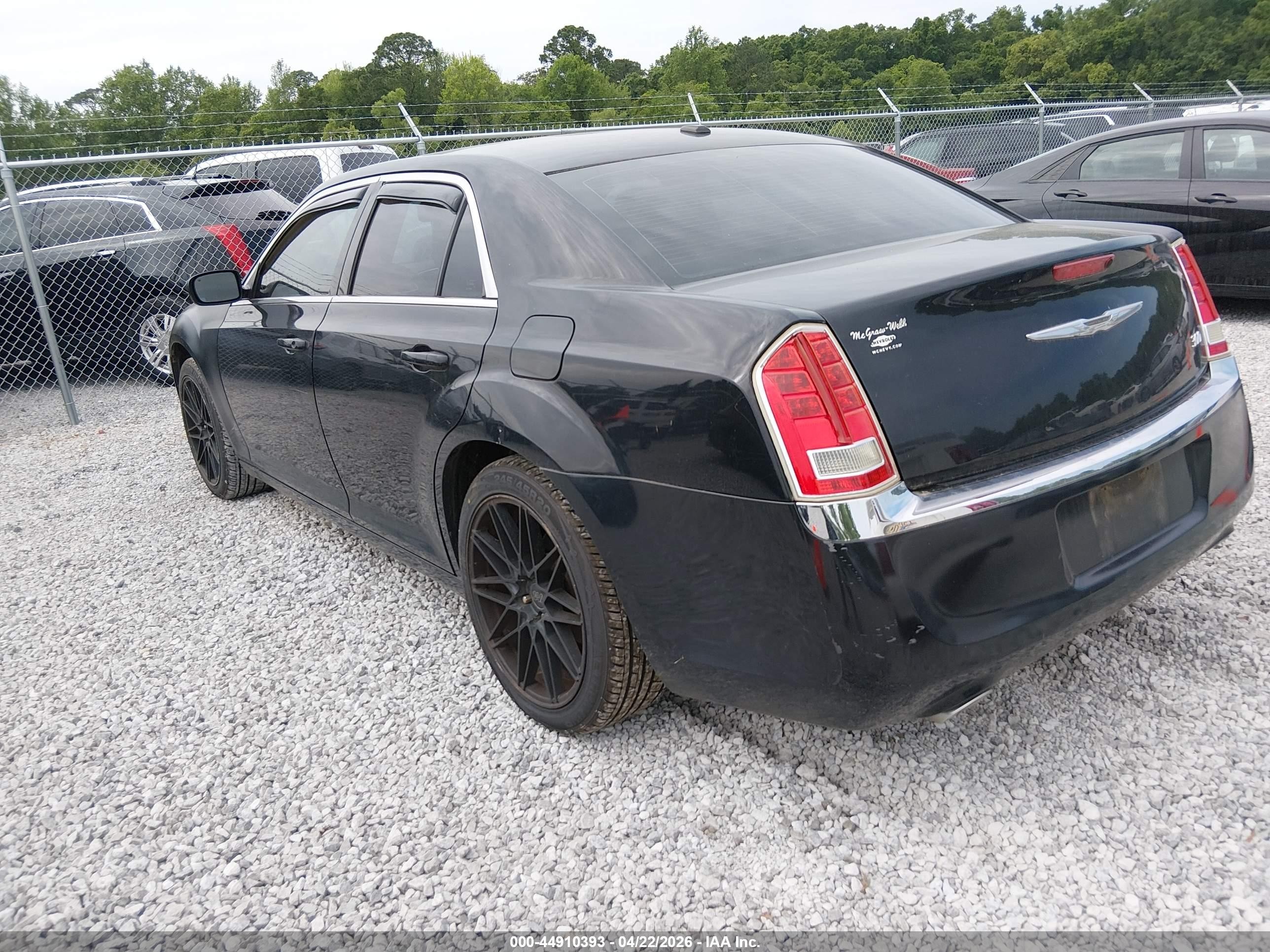 2014 Chrysler 300   Black vin: 2C3CCAAG4EH286688