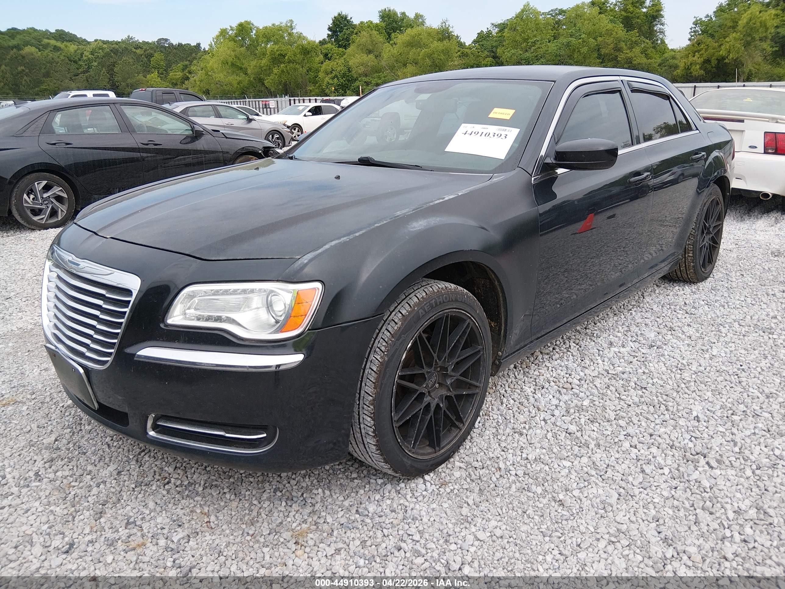 2014 Chrysler 300   Black vin: 2C3CCAAG4EH286688