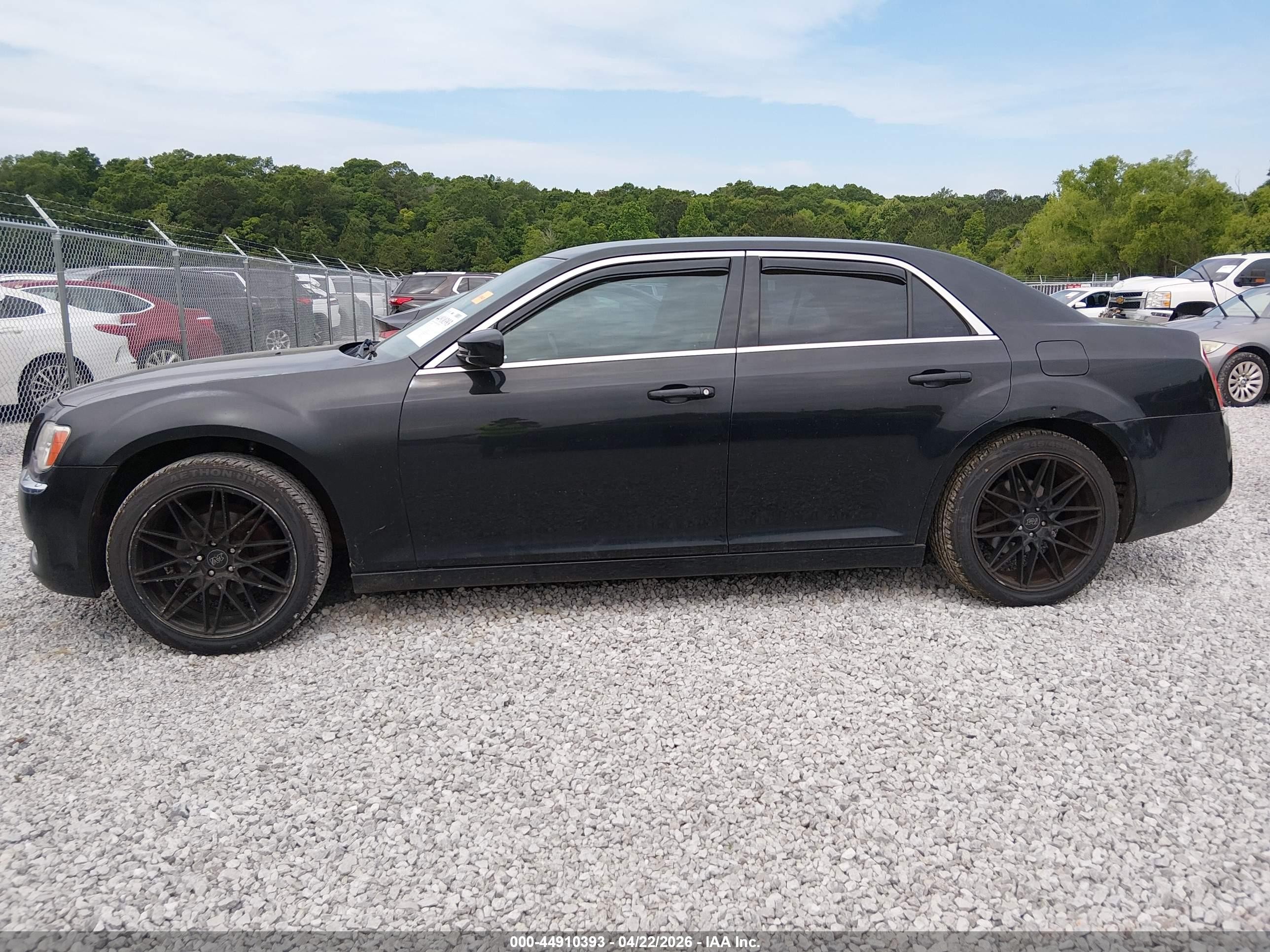 2014 Chrysler 300   Black vin: 2C3CCAAG4EH286688