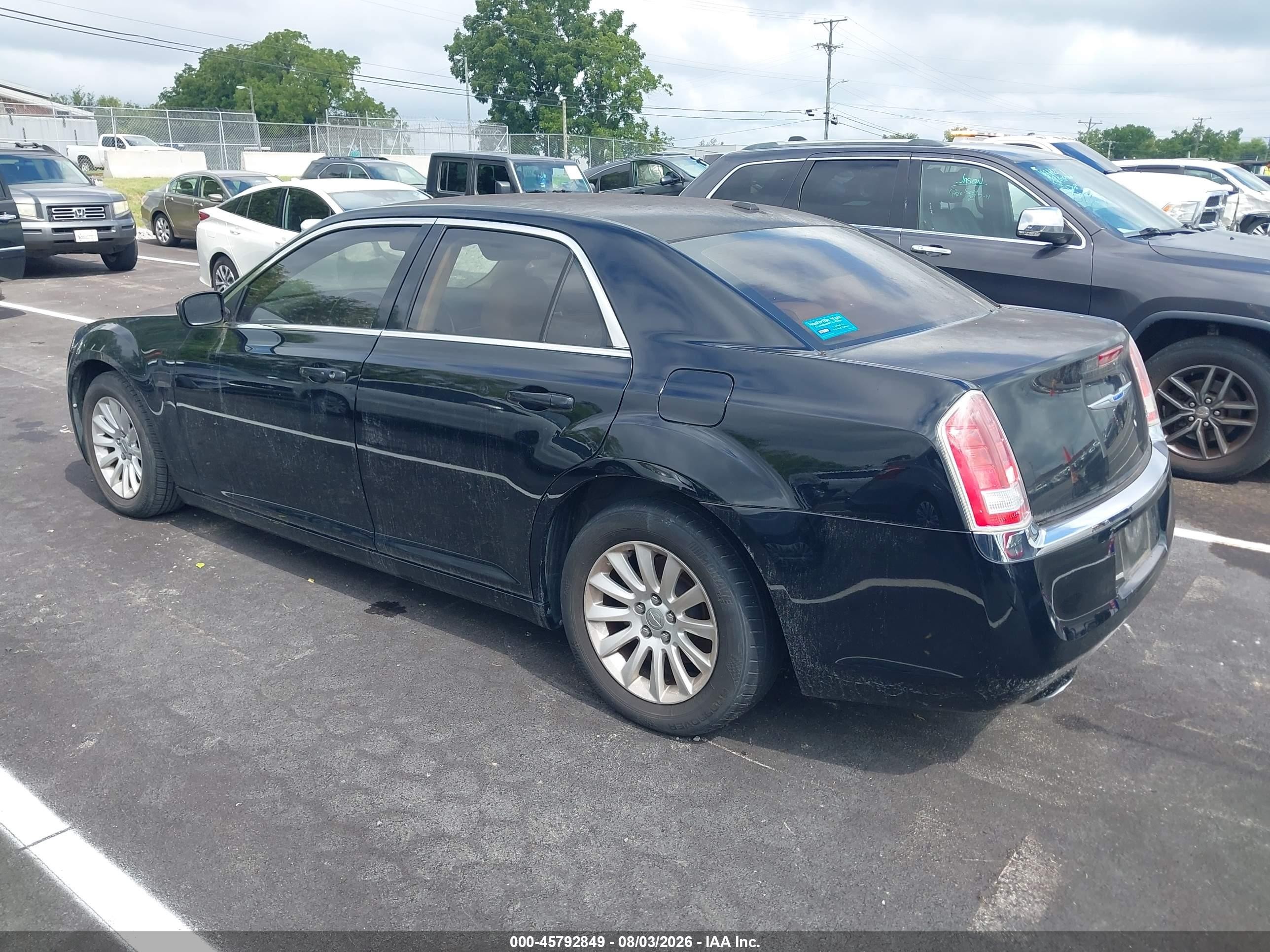 2014 Chrysler 300   Black vin: 2C3CCAAG4EH296900