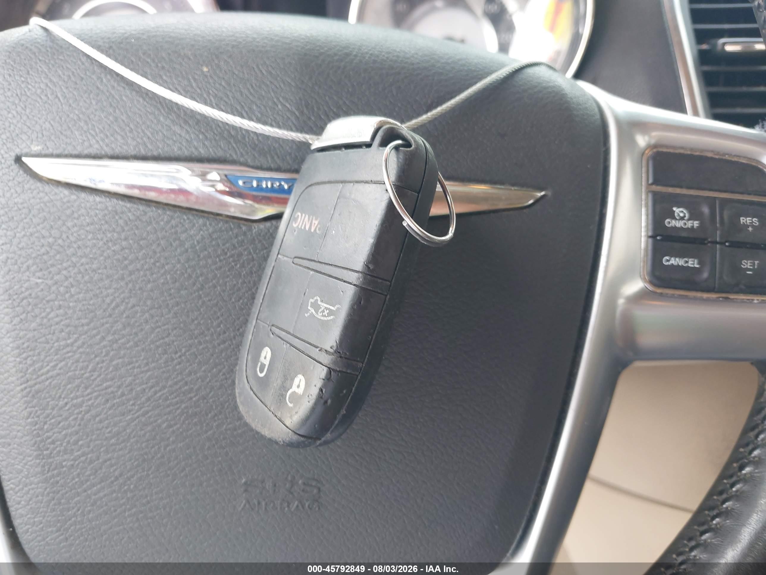 2014 Chrysler 300   Black vin: 2C3CCAAG4EH296900