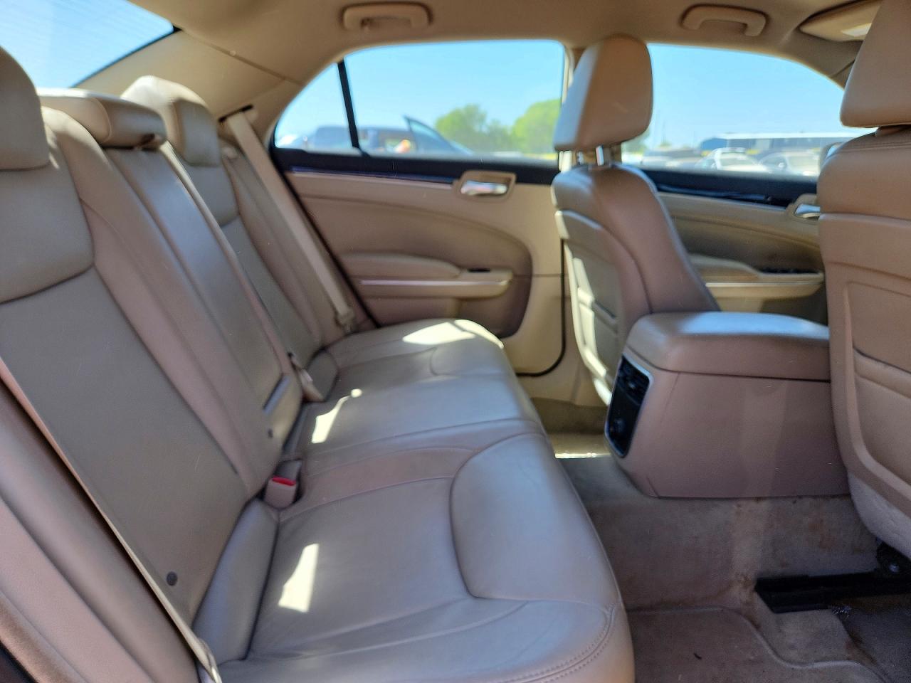 2014 Chrysler 300 Gray vin: 2C3CCAAG4EH340152