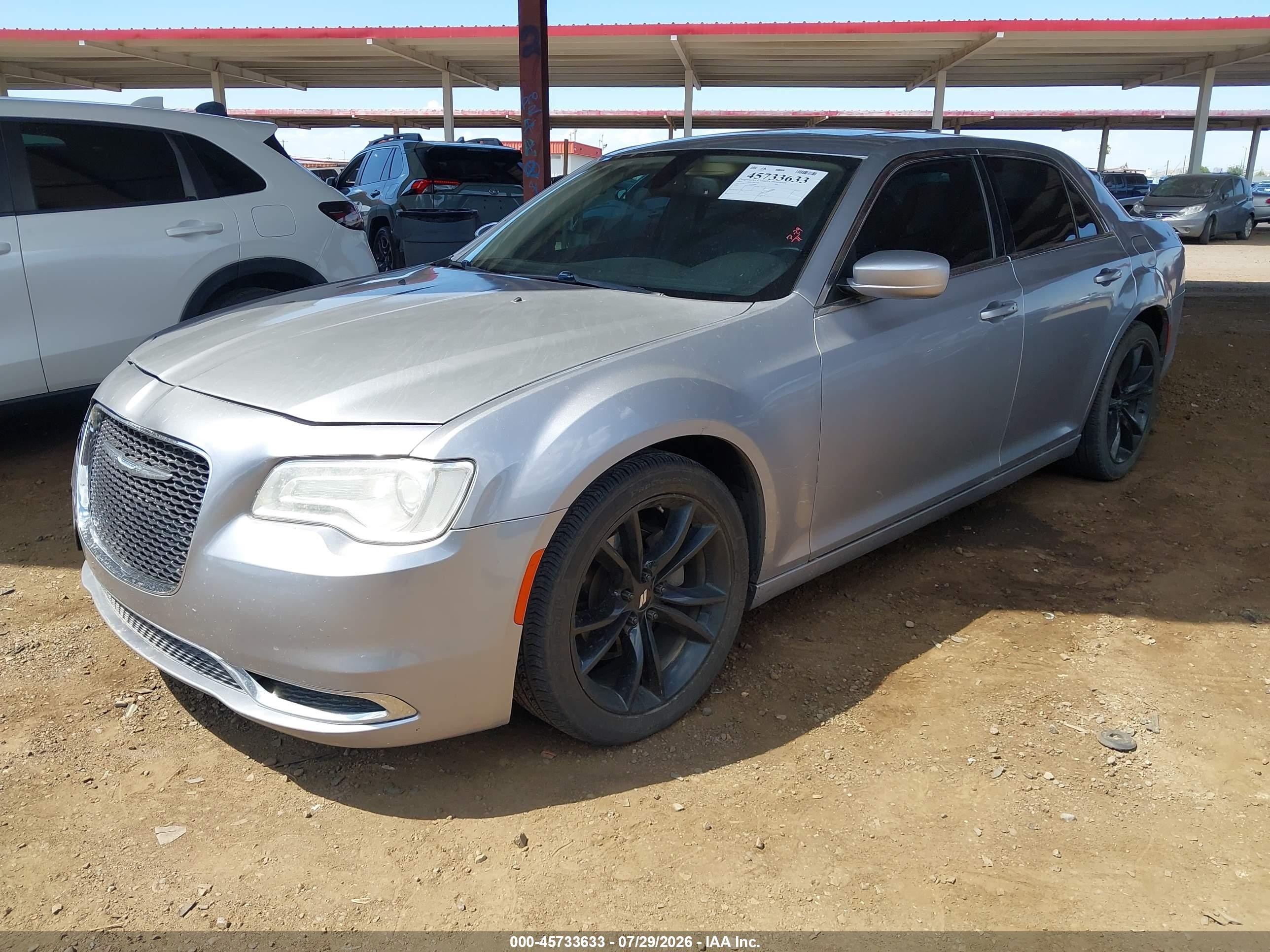 2015 Chrysler 300 Limited Silver vin: 2C3CCAAG4FH796606