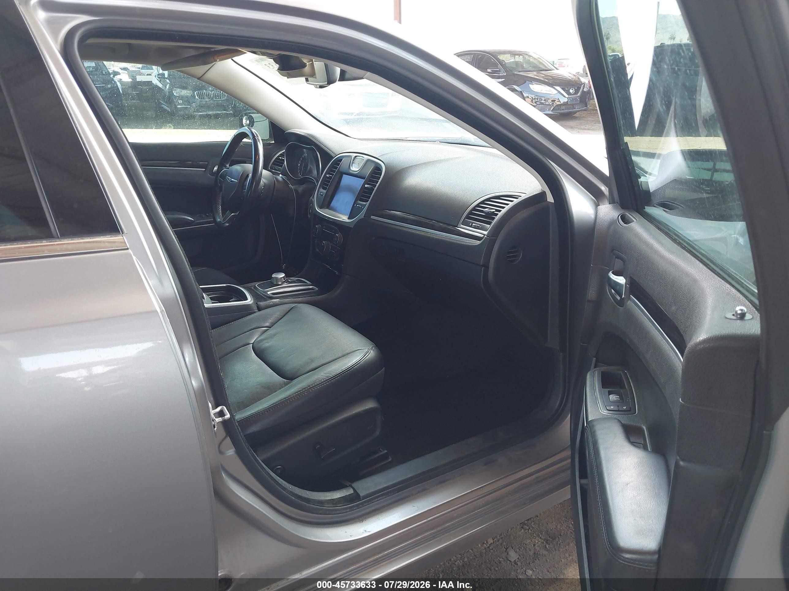 2015 Chrysler 300 Limited Silver vin: 2C3CCAAG4FH796606