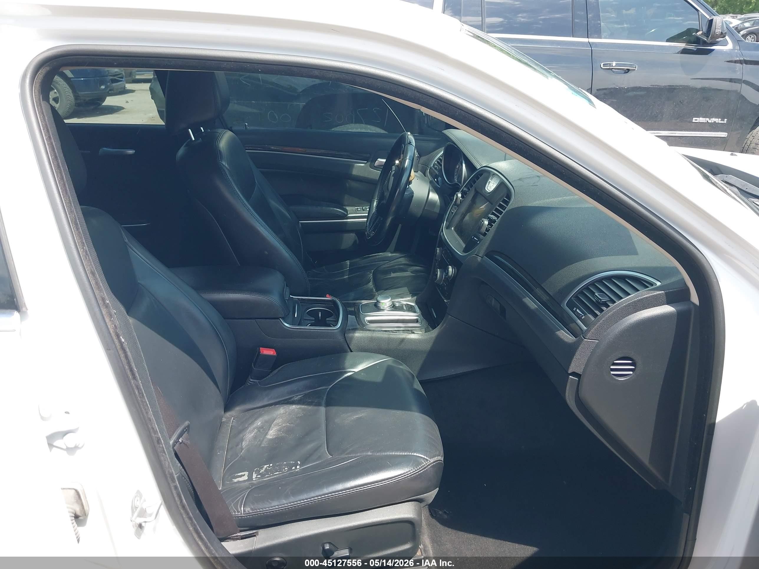 2015 Chrysler 300 Limited White vin: 2C3CCAAG4FH887259