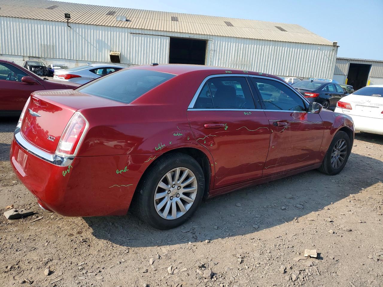 2012 Chrysler 300 Red vin: 2C3CCAAG5CH209714