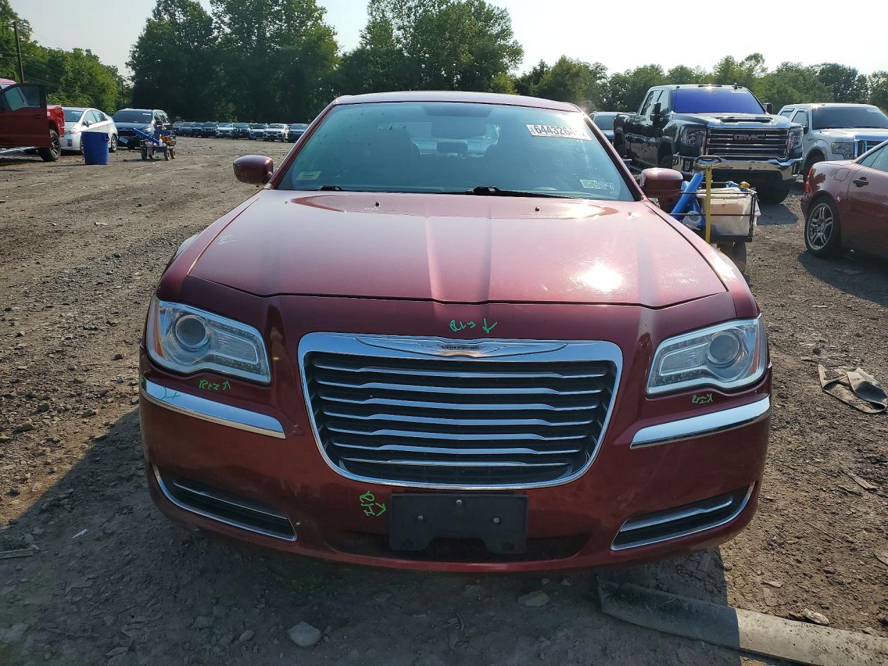 2012 Chrysler 300 Red vin: 2C3CCAAG5CH209714