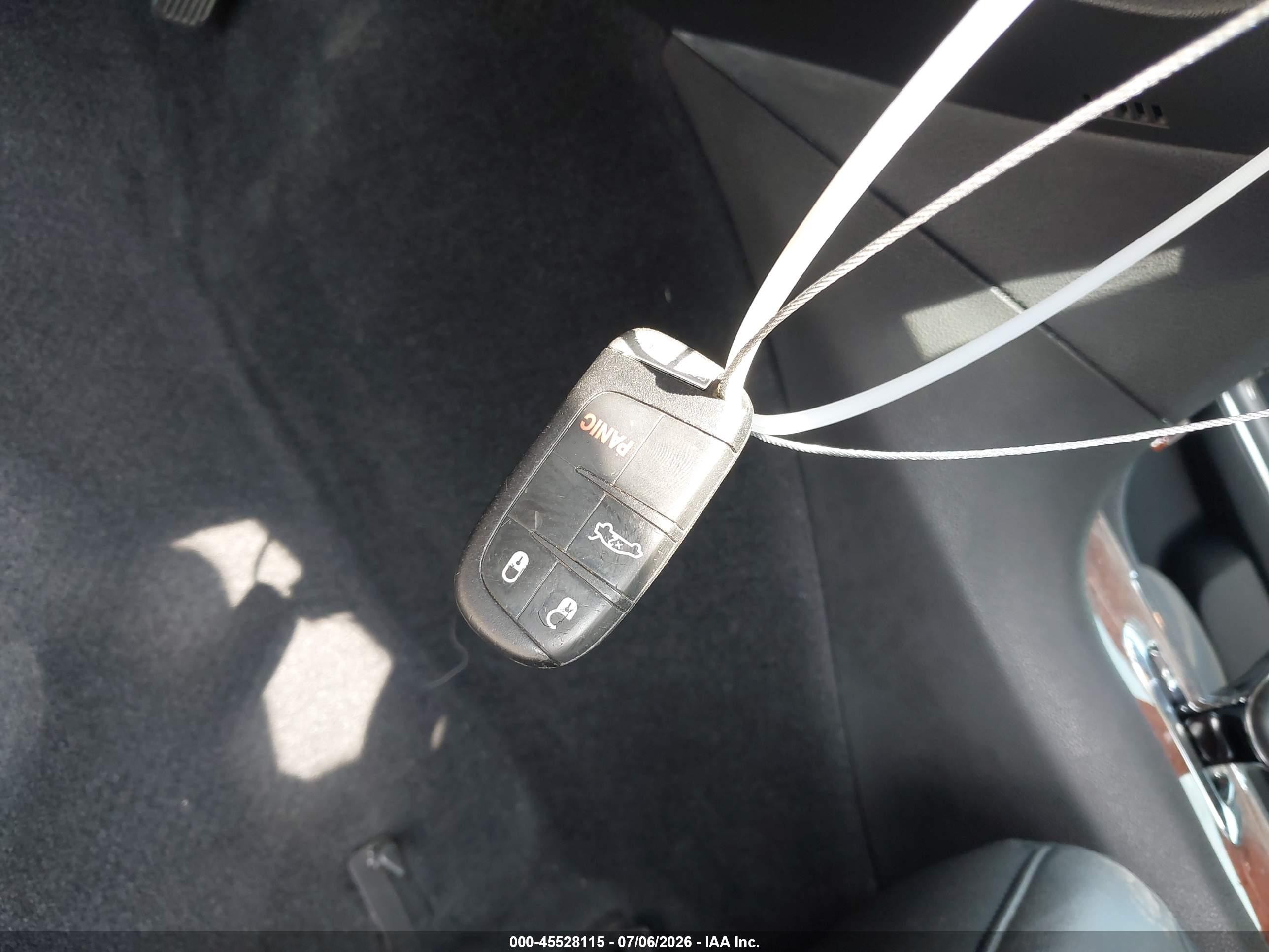 2013 Chrysler 300 Motown White vin: 2C3CCAAG5DH556400