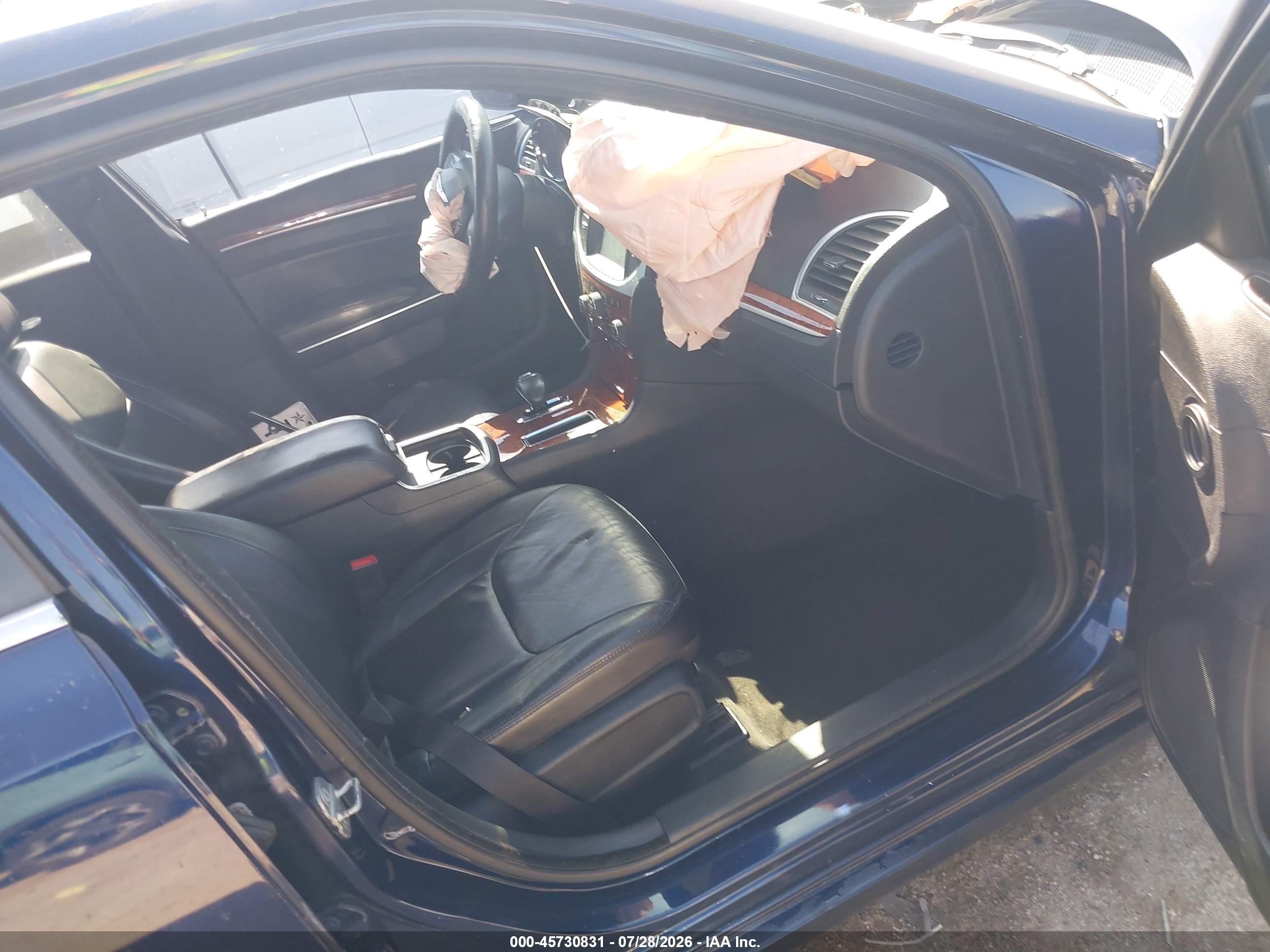 2014 Chrysler 300   Синий vin: 2C3CCAAG5EH125296
