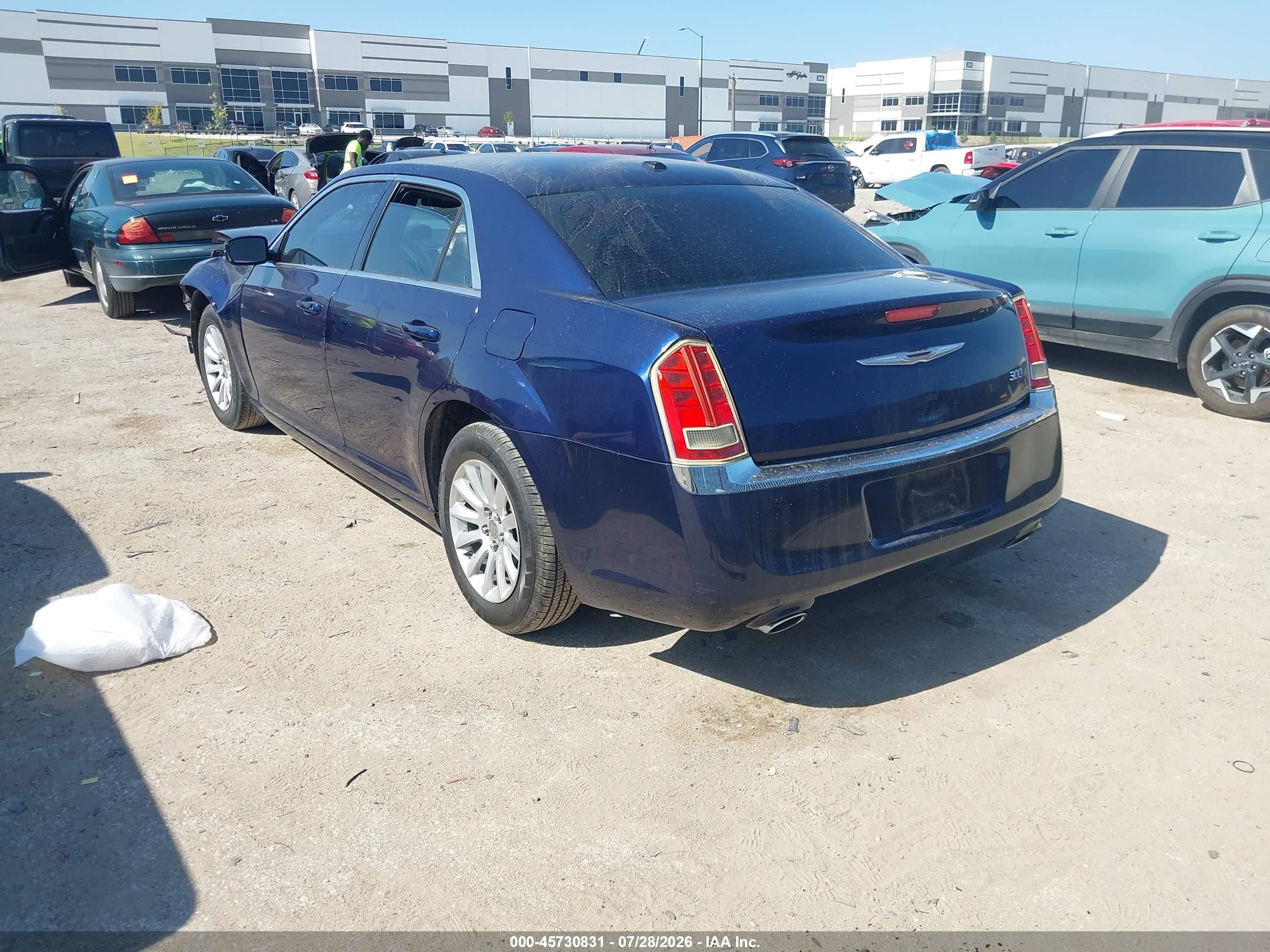 2014 Chrysler 300   Синий vin: 2C3CCAAG5EH125296