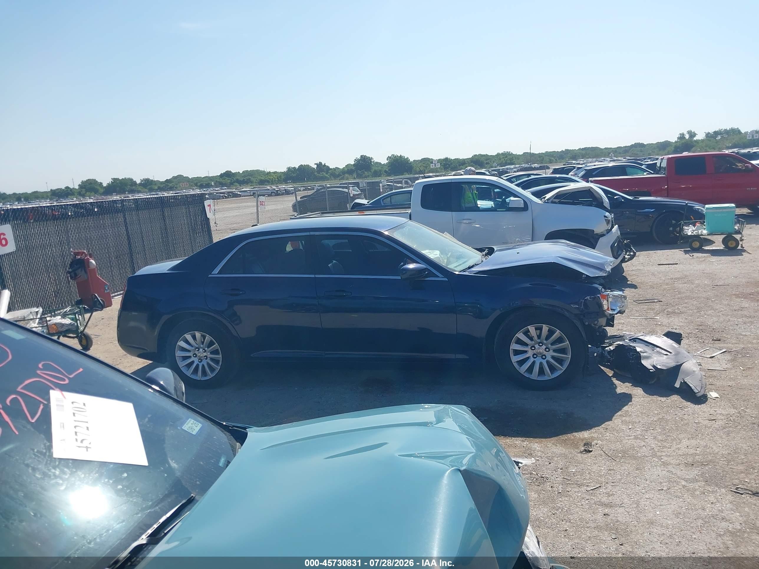 2014 Chrysler 300   Синий vin: 2C3CCAAG5EH125296