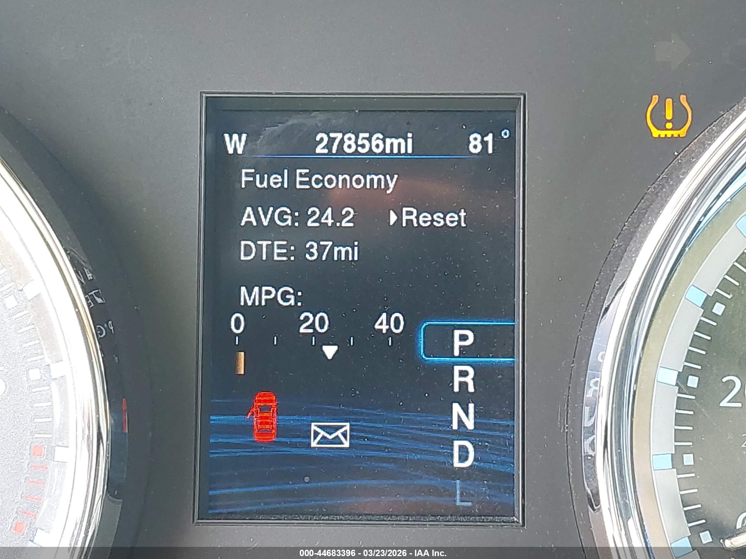 2014 Chrysler 300   Red vin: 2C3CCAAG5EH220960