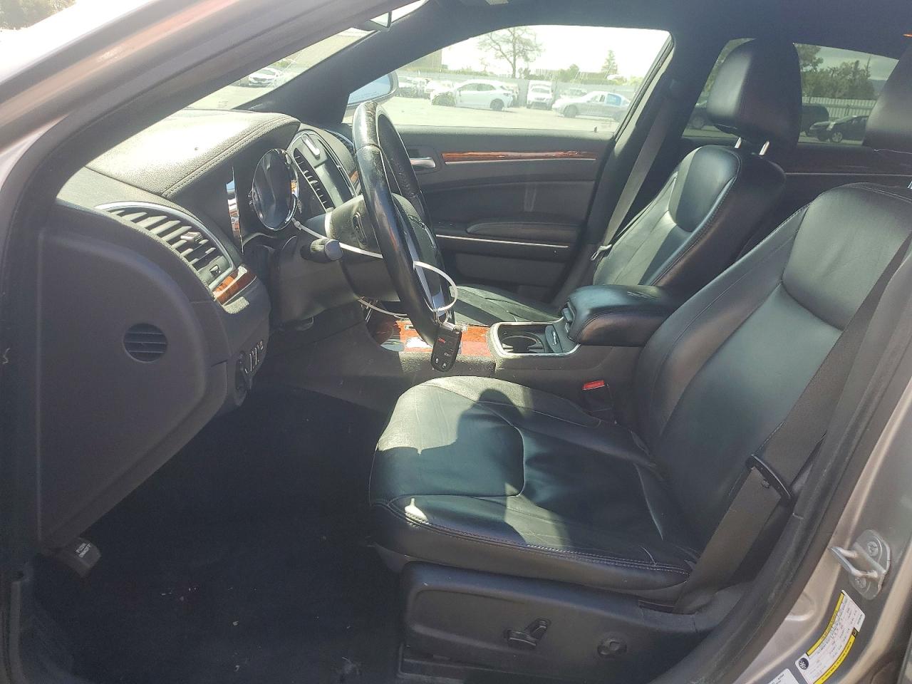 2014 Chrysler 300 Silver vin: 2C3CCAAG5EH228234
