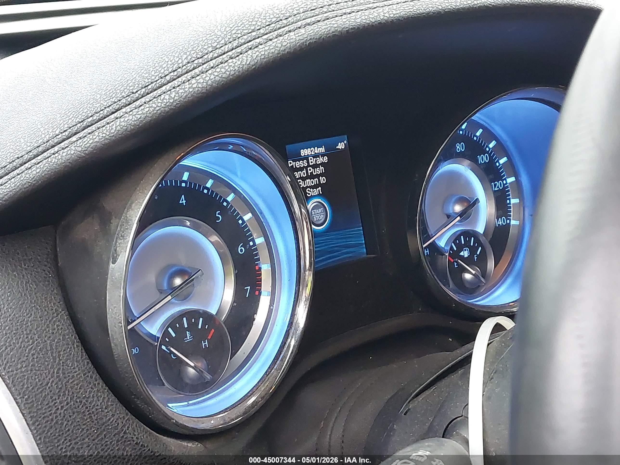 2014 Chrysler 300 Silver vin: 2C3CCAAG5EH377565