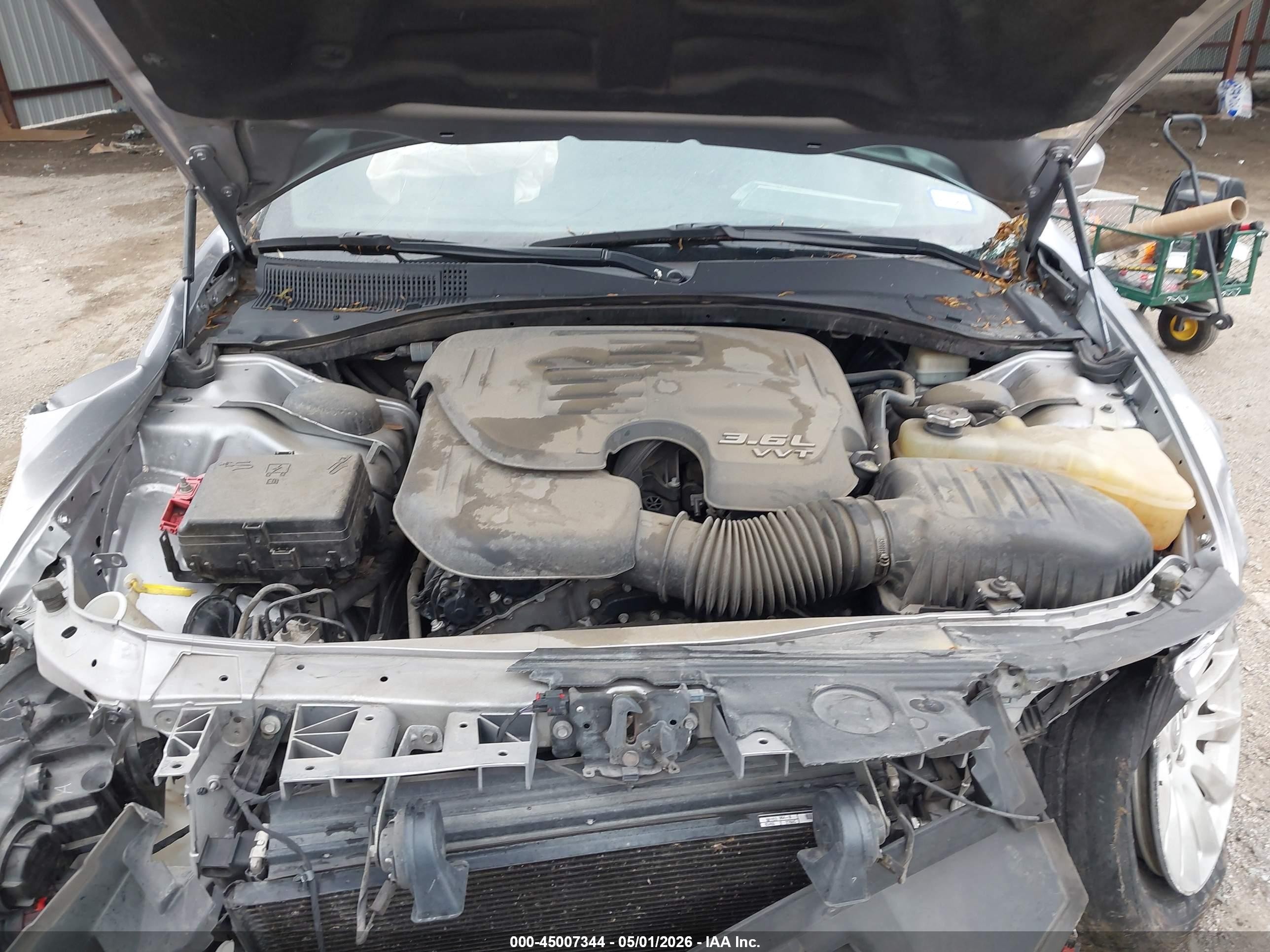 2014 Chrysler 300 Silver vin: 2C3CCAAG5EH377565