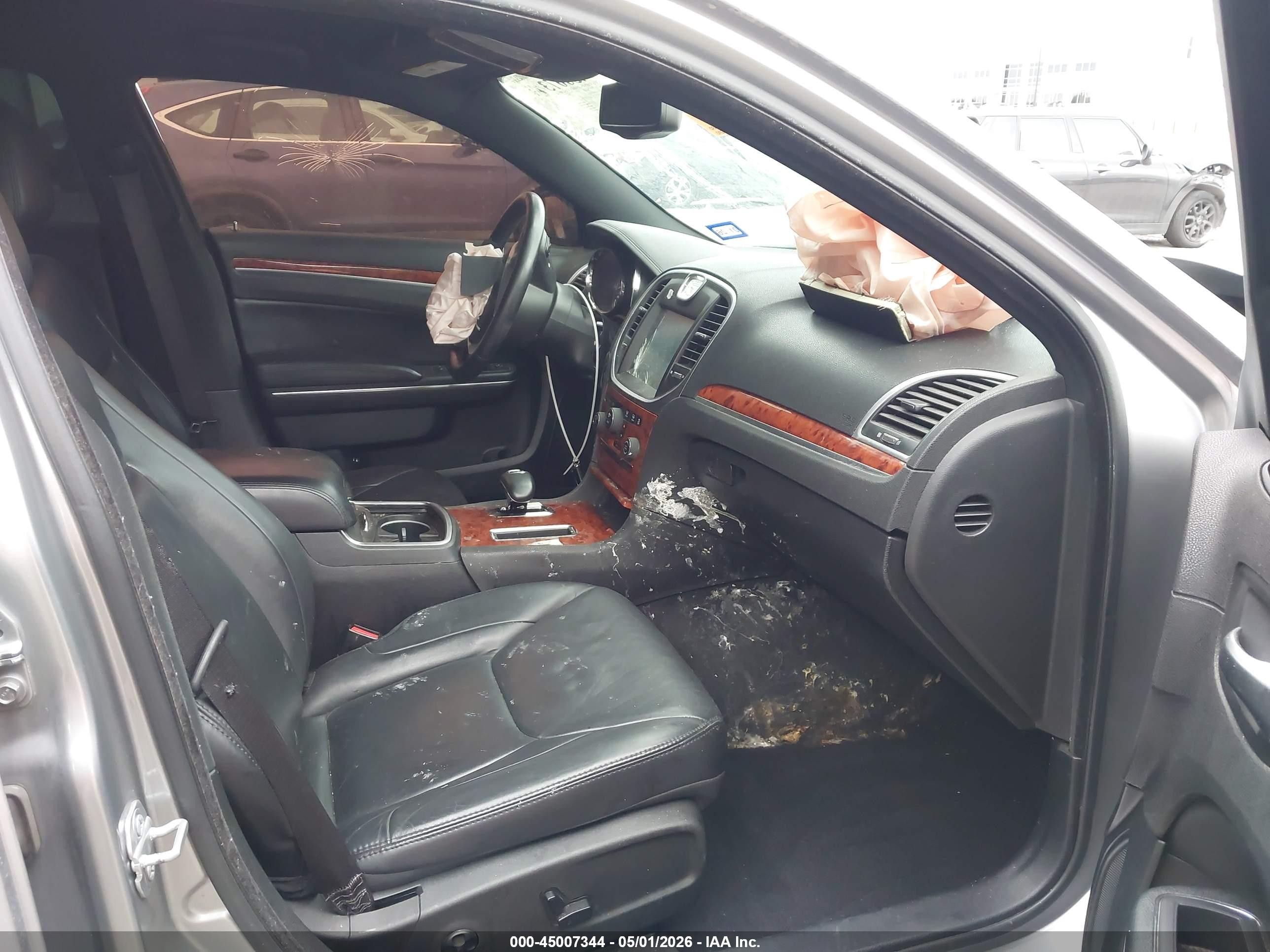 2014 Chrysler 300 Silver vin: 2C3CCAAG5EH377565