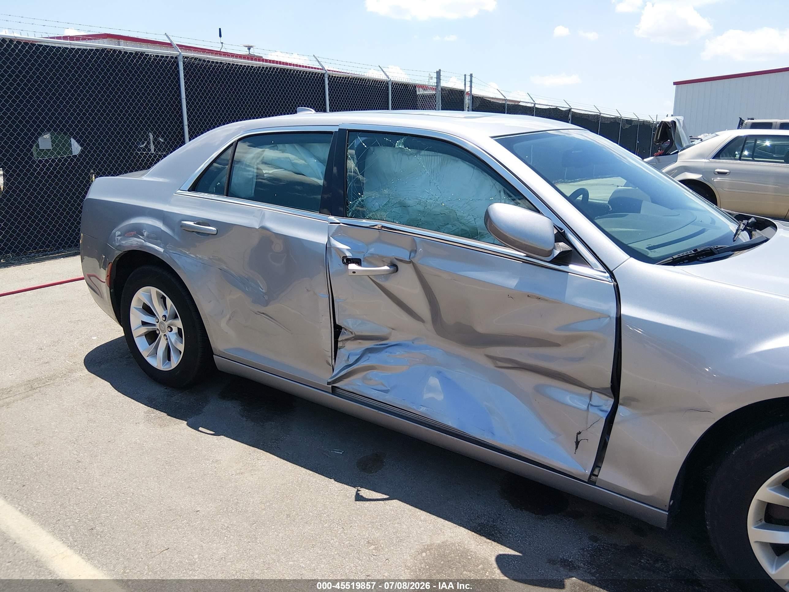 2015 Chrysler 300 Limited Gray vin: 2C3CCAAG5FH930491