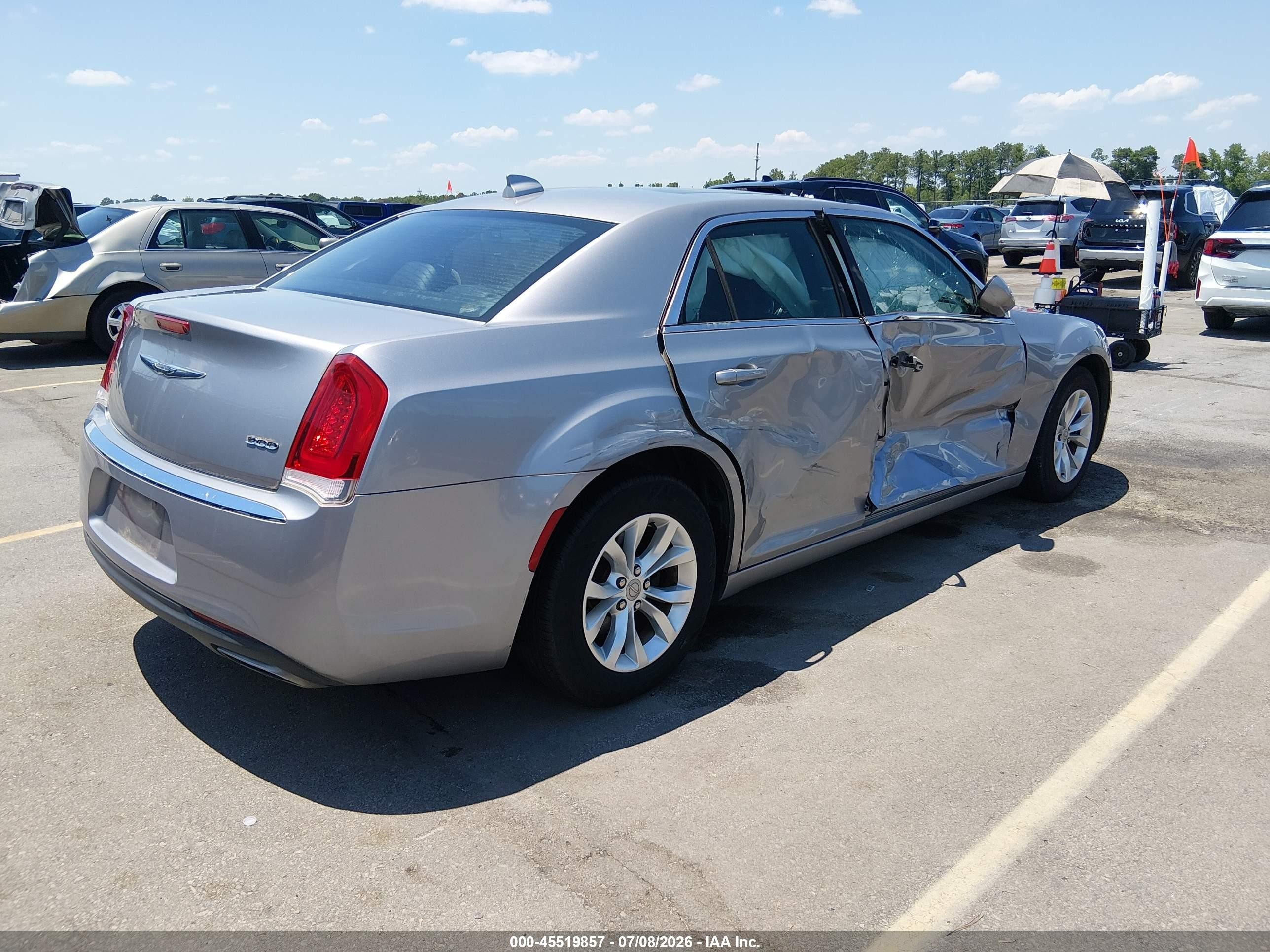2015 Chrysler 300 Limited Gray vin: 2C3CCAAG5FH930491