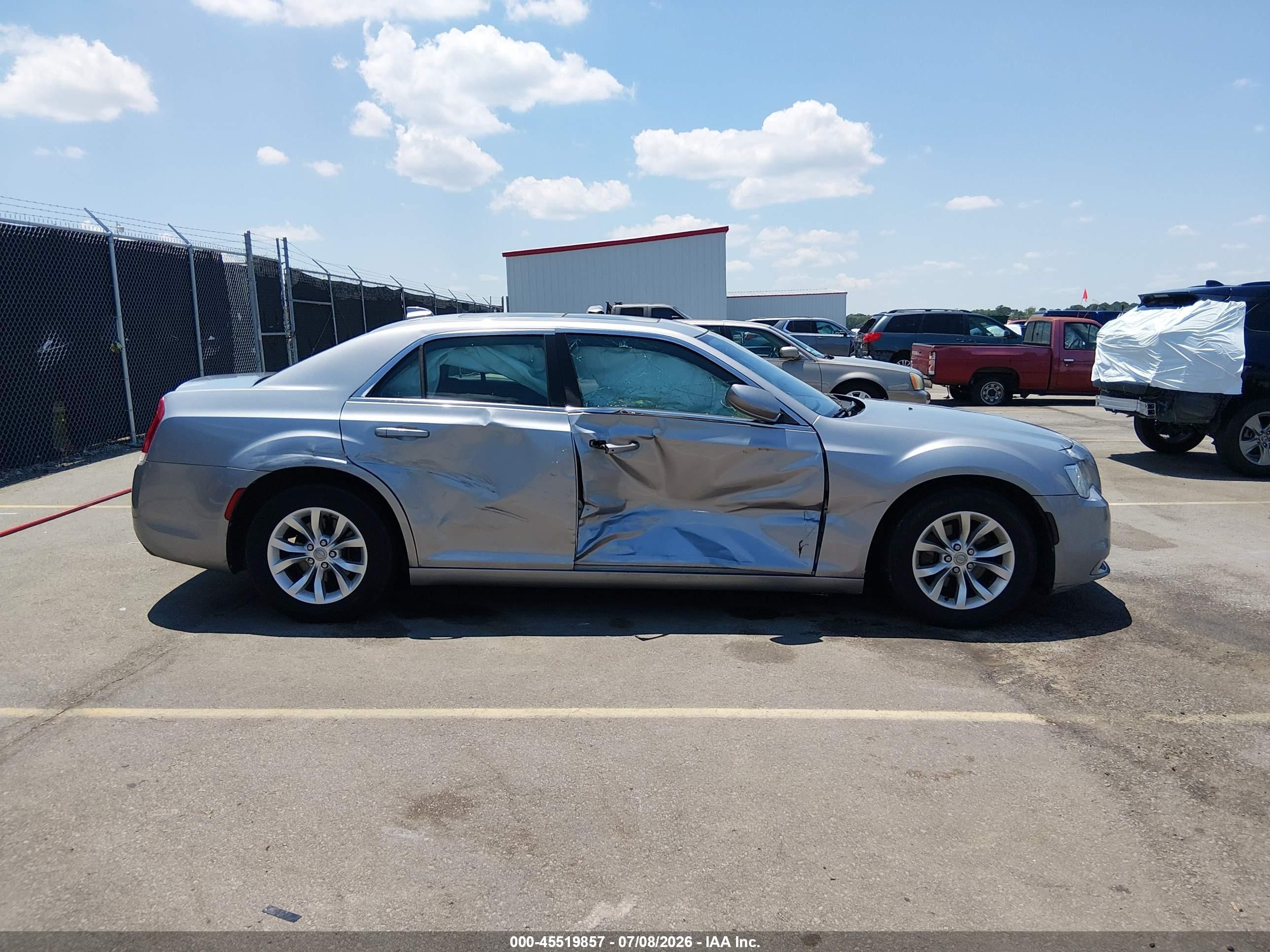 2015 Chrysler 300 Limited Gray vin: 2C3CCAAG5FH930491
