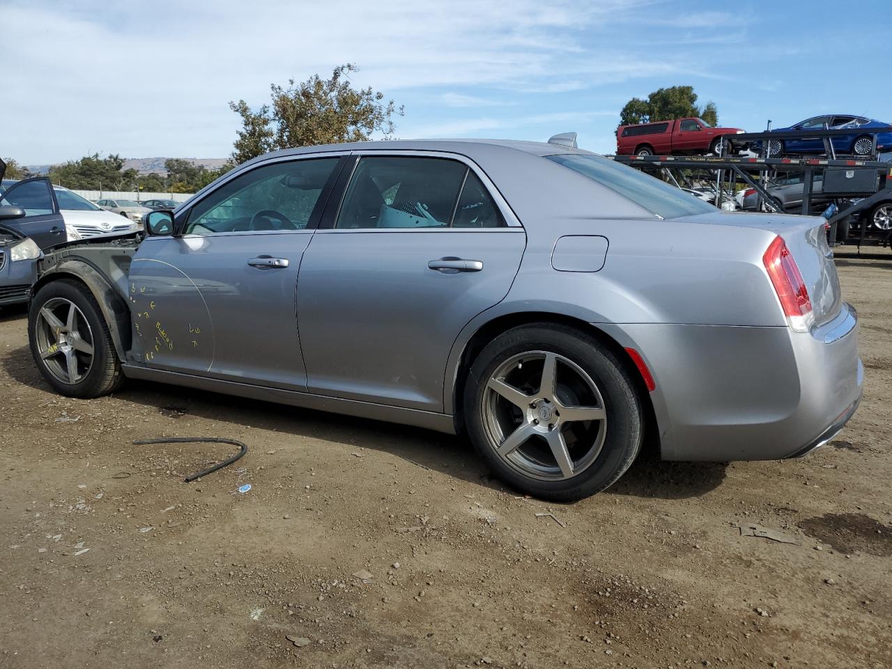 2016 Chrysler 300 Limited Silver vin: 2C3CCAAG5GH229743