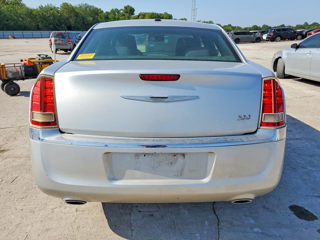 2012 Chrysler 300 Silver vin: 2C3CCAAG6CH116717