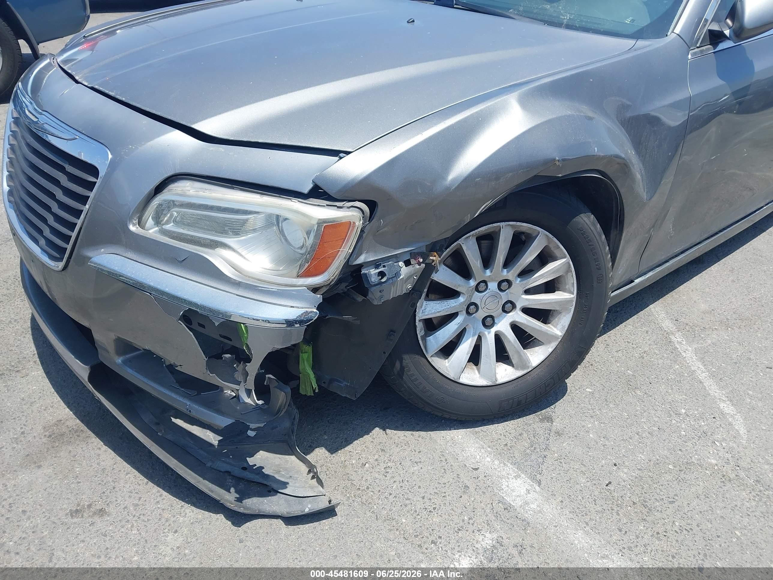 2012 Chrysler 300   Gray vin: 2C3CCAAG6CH135123