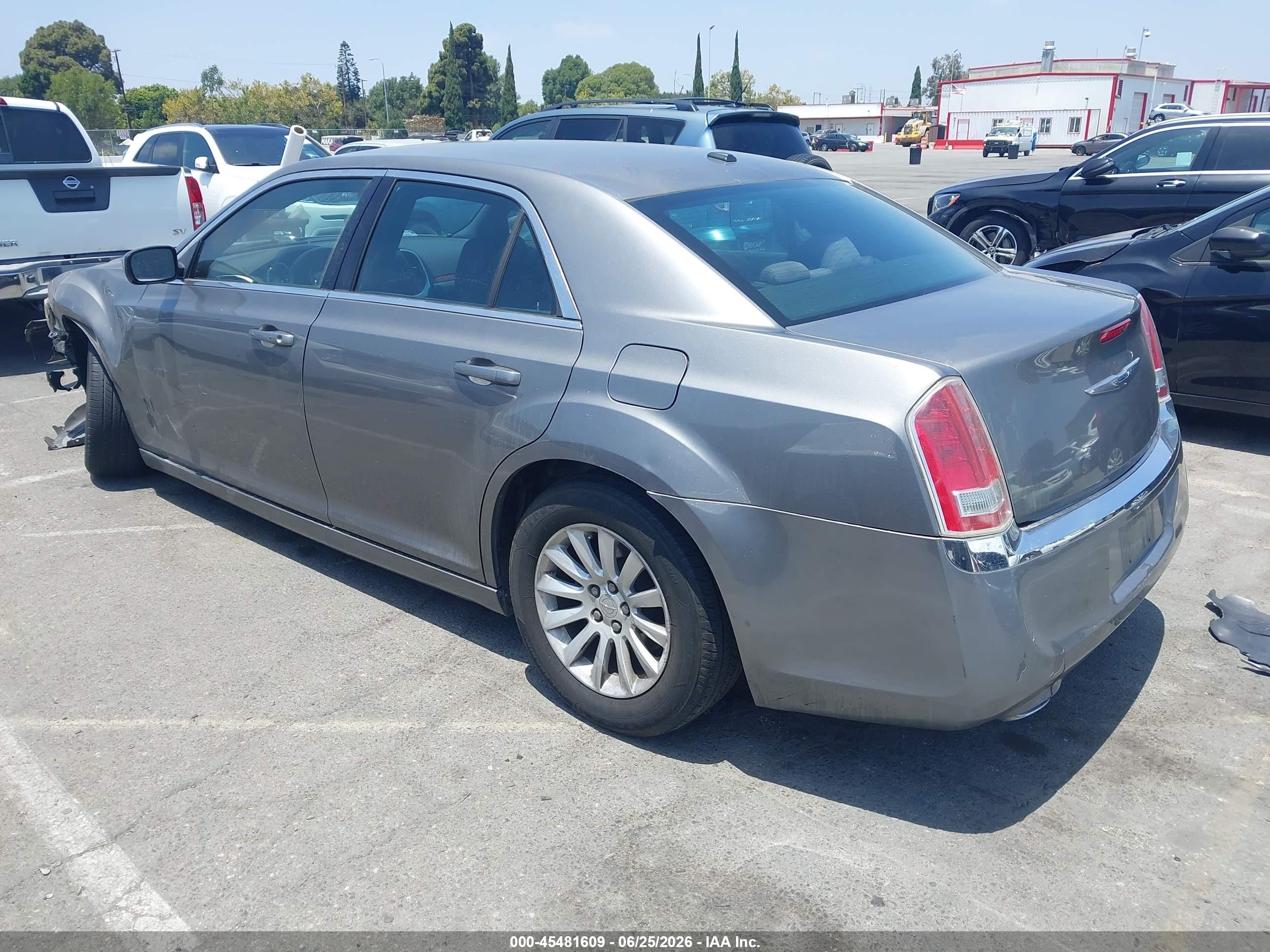 2012 Chrysler 300   Gray vin: 2C3CCAAG6CH135123