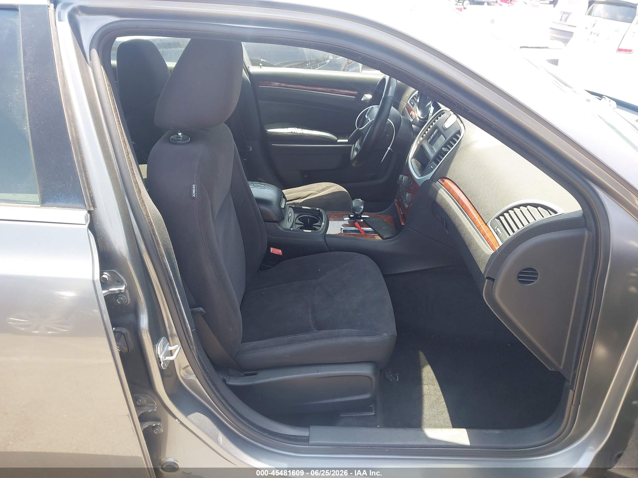 2012 Chrysler 300   Gray vin: 2C3CCAAG6CH135123