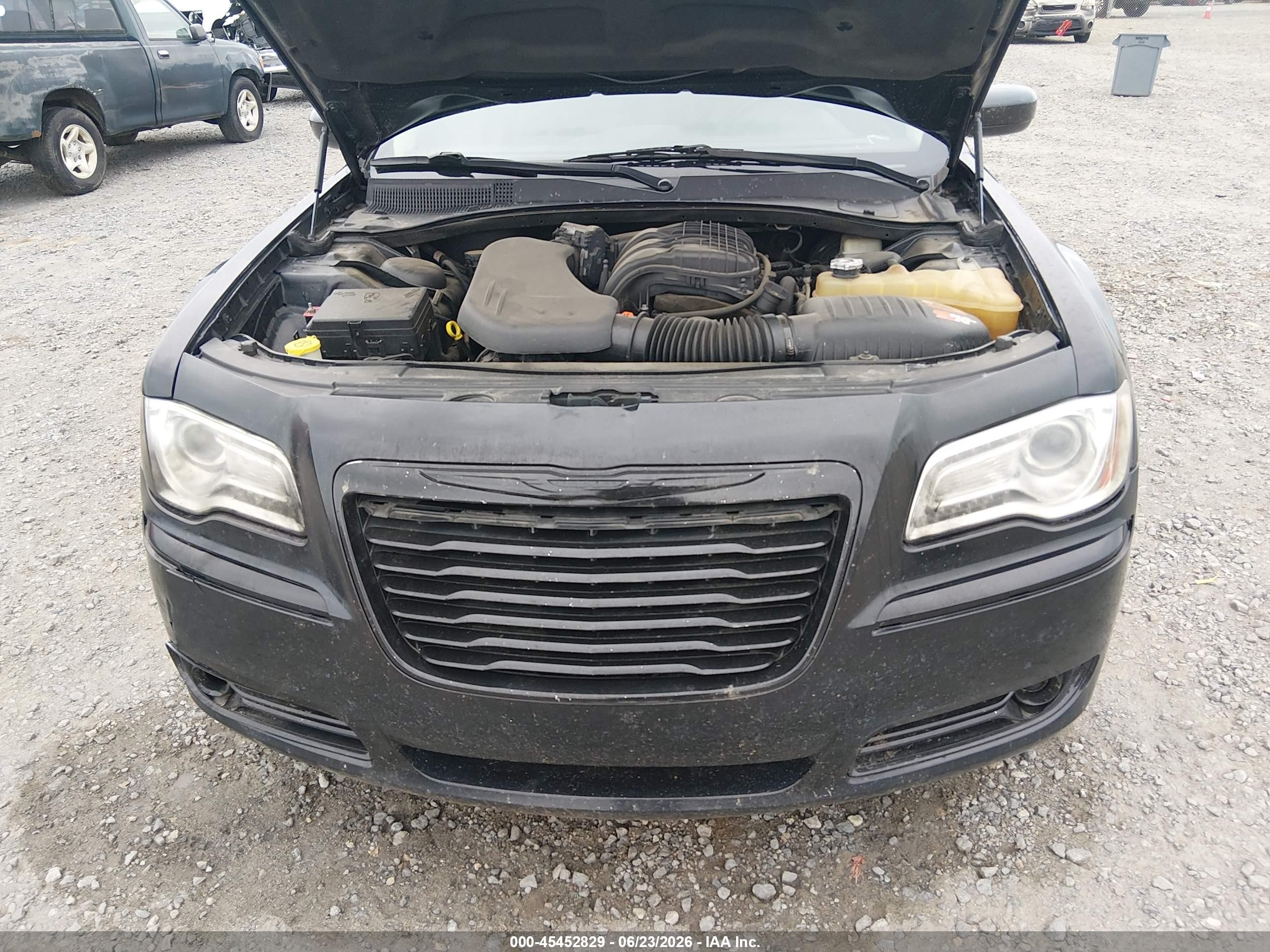 2012 Chrysler 300   Black vin: 2C3CCAAG6CH312978