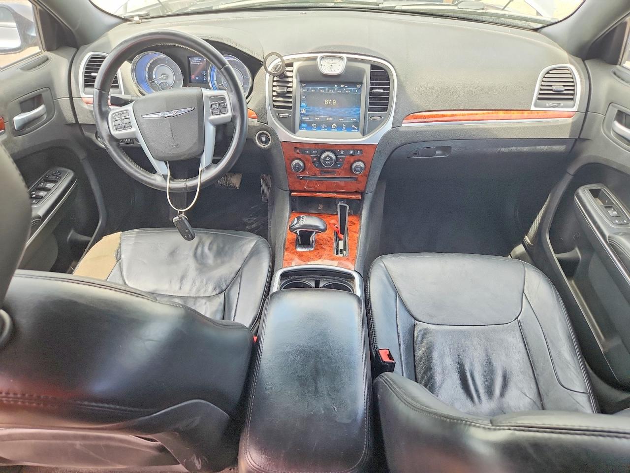 2014 Chrysler 300 Silver vin: 2C3CCAAG6EH141670