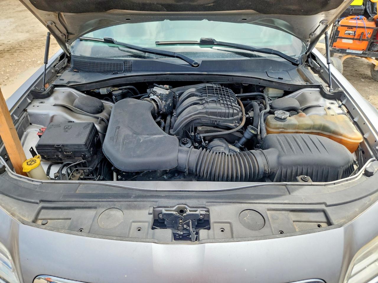 2014 Chrysler 300 Silver vin: 2C3CCAAG6EH141670