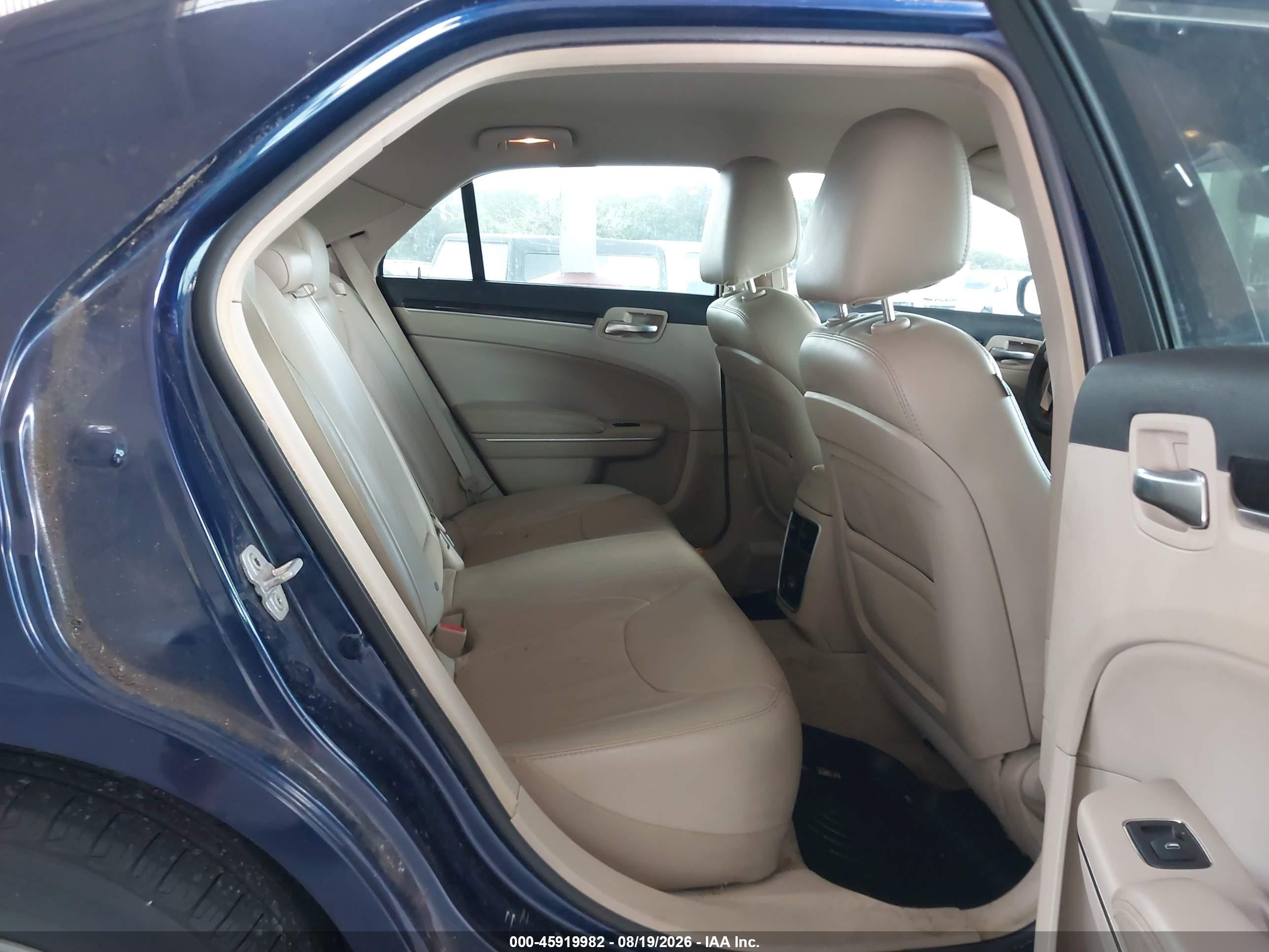 2014 Chrysler 300   Синий vin: 2C3CCAAG6EH146691