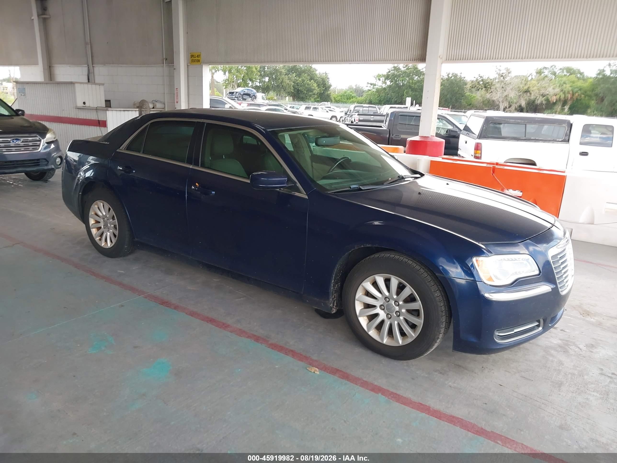 2014 Chrysler 300   Blue vin: 2C3CCAAG6EH146691