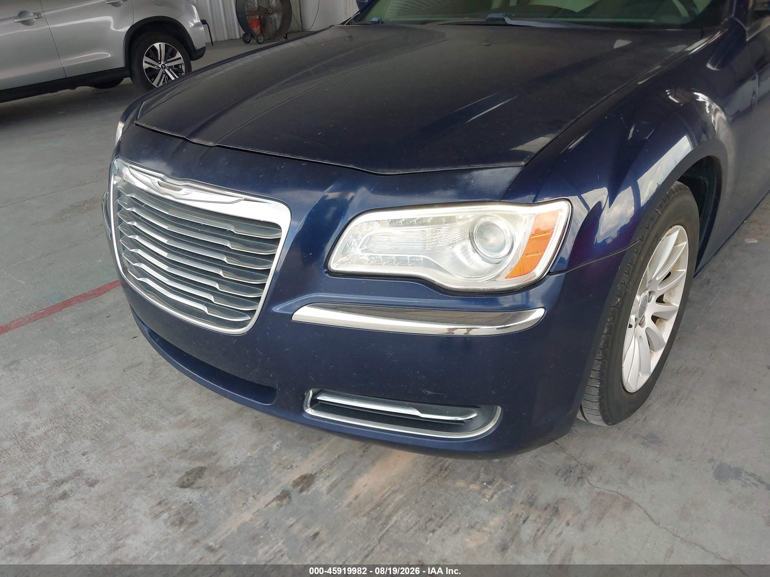 2014 Chrysler 300   Синий vin: 2C3CCAAG6EH146691