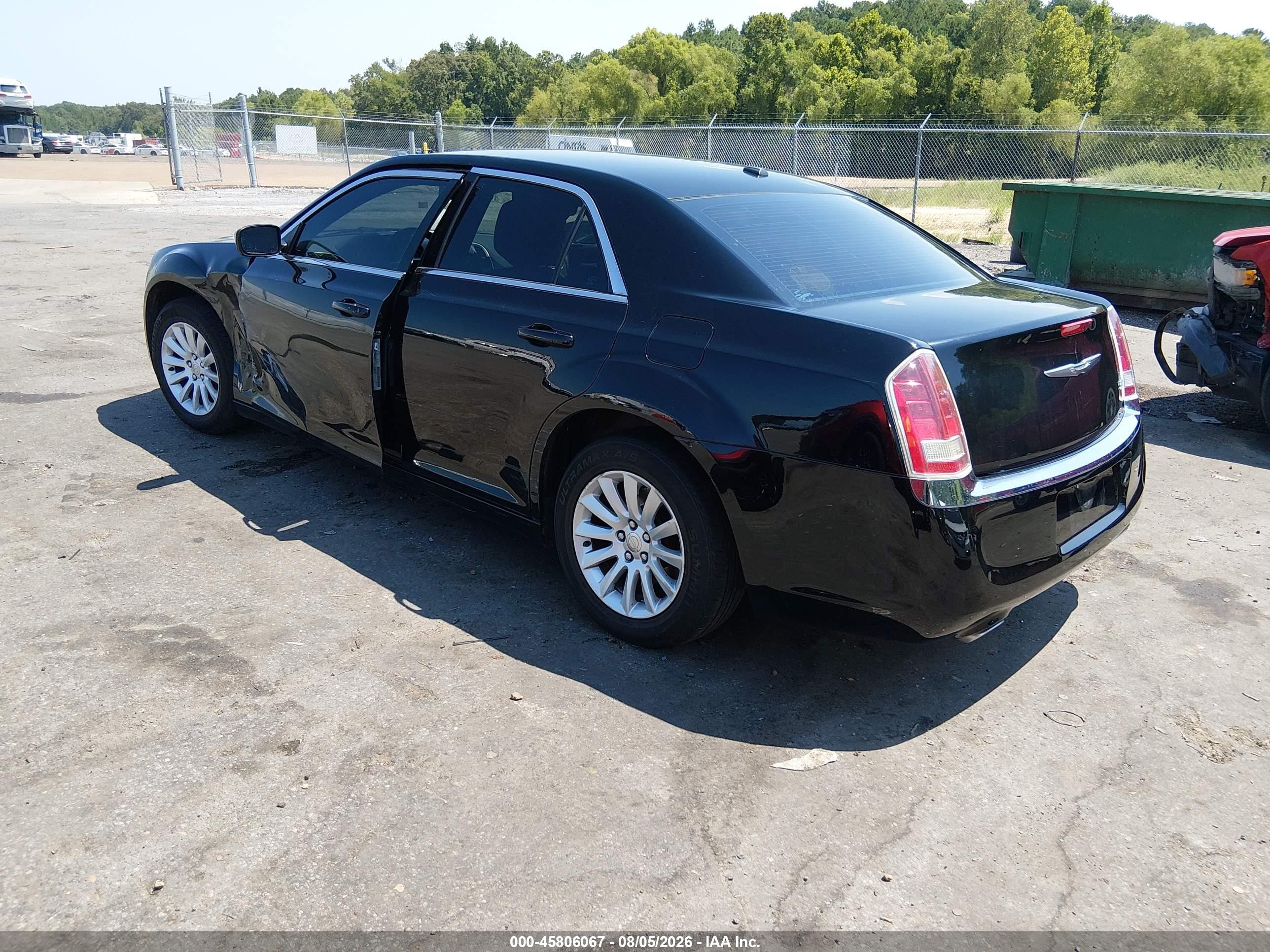 2014 Chrysler 300   Black vin: 2C3CCAAG6EH327192