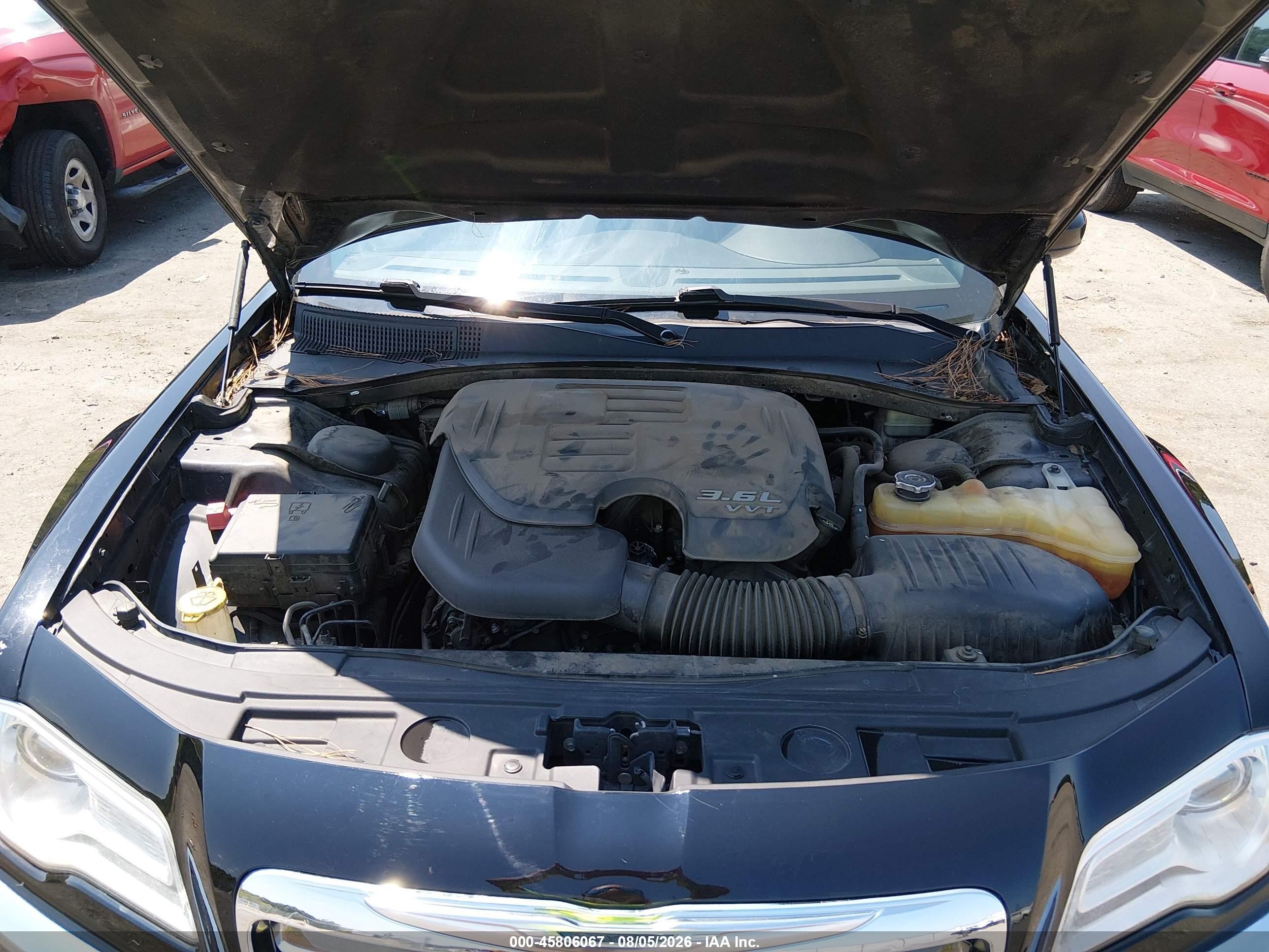 2014 Chrysler 300   Black vin: 2C3CCAAG6EH327192