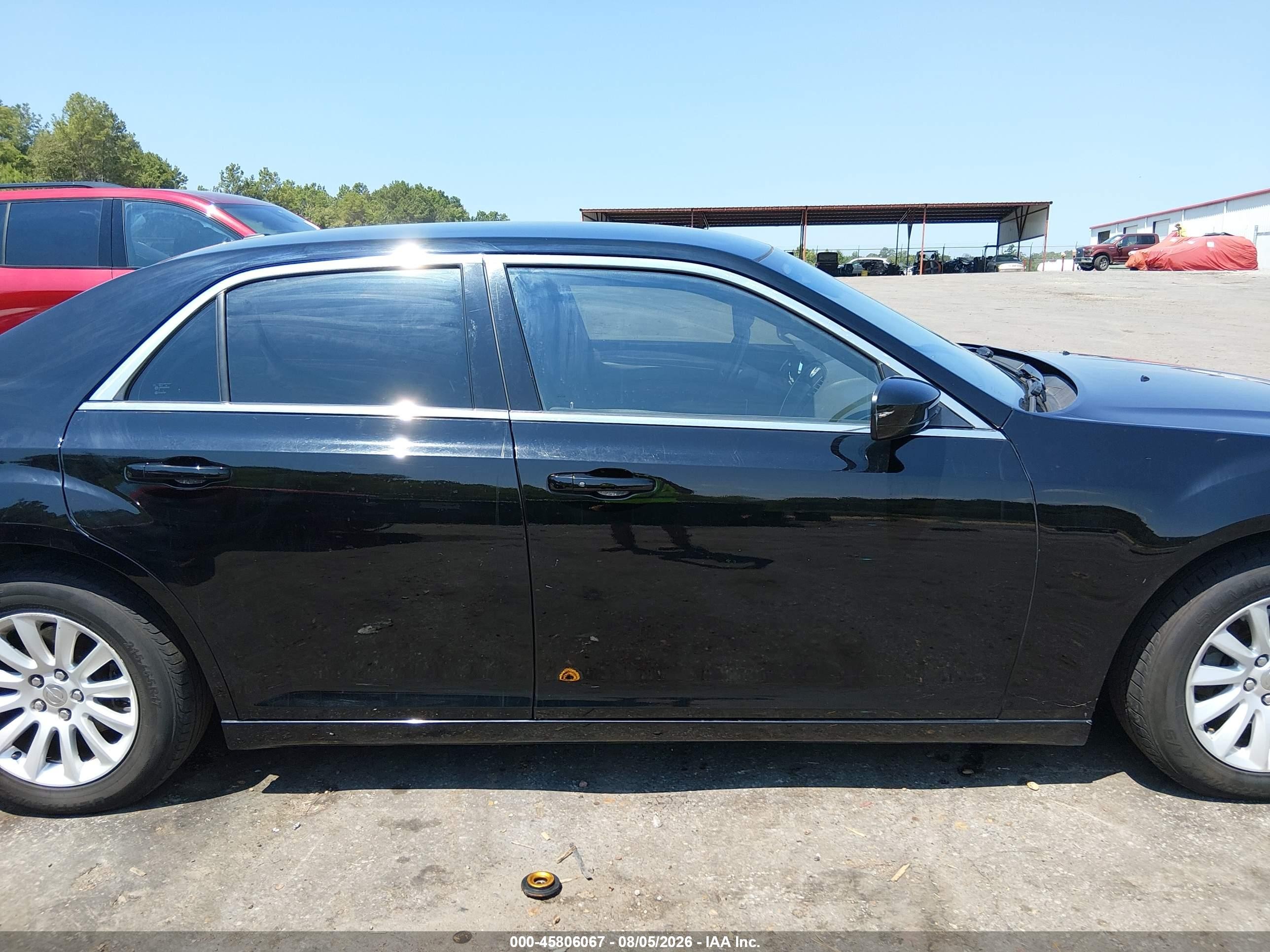 2014 Chrysler 300   Black vin: 2C3CCAAG6EH327192