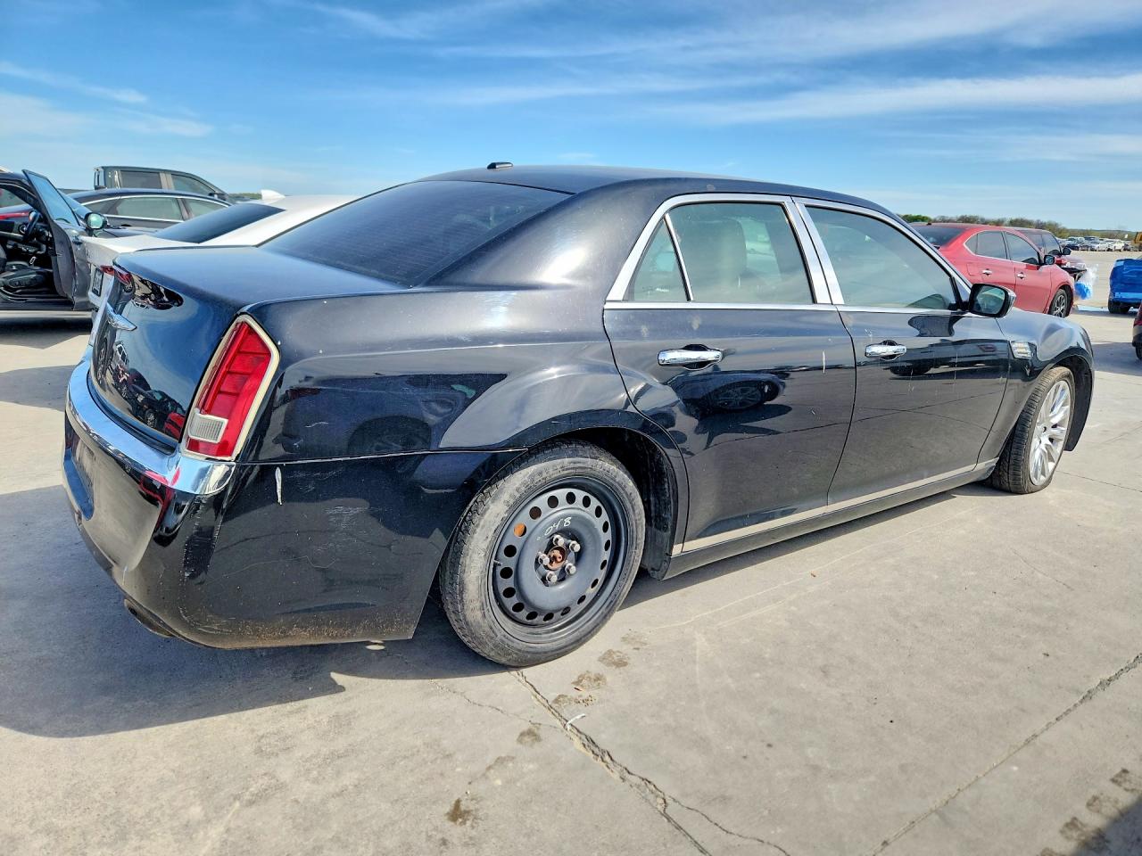 2014 Chrysler 300 Black vin: 2C3CCAAG6EH343148