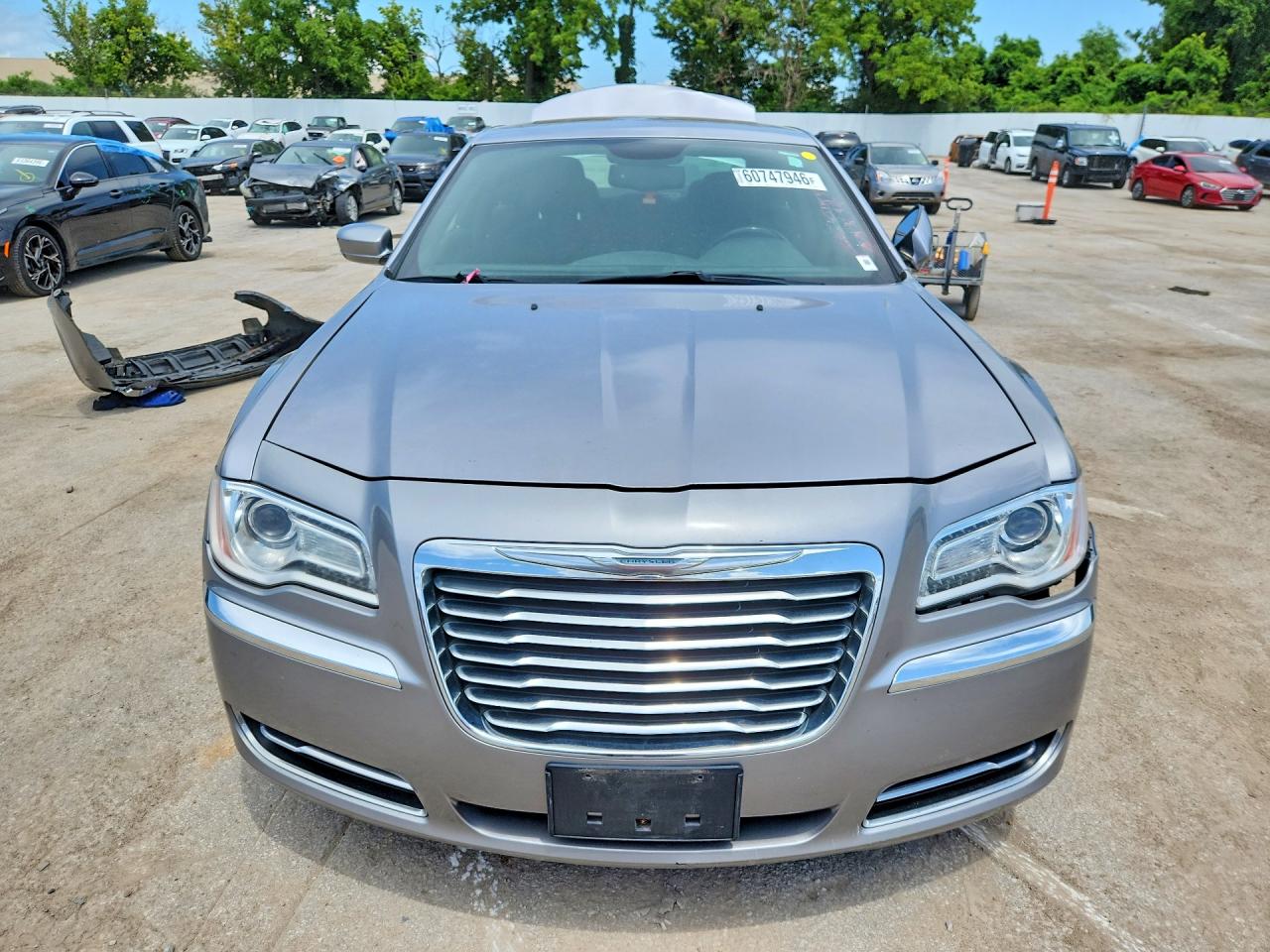 2014 Chrysler 300 Silver vin: 2C3CCAAG6EH375923