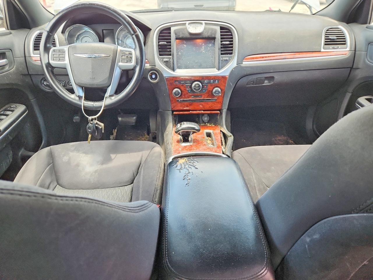 2014 Chrysler 300 Silver vin: 2C3CCAAG6EH375923