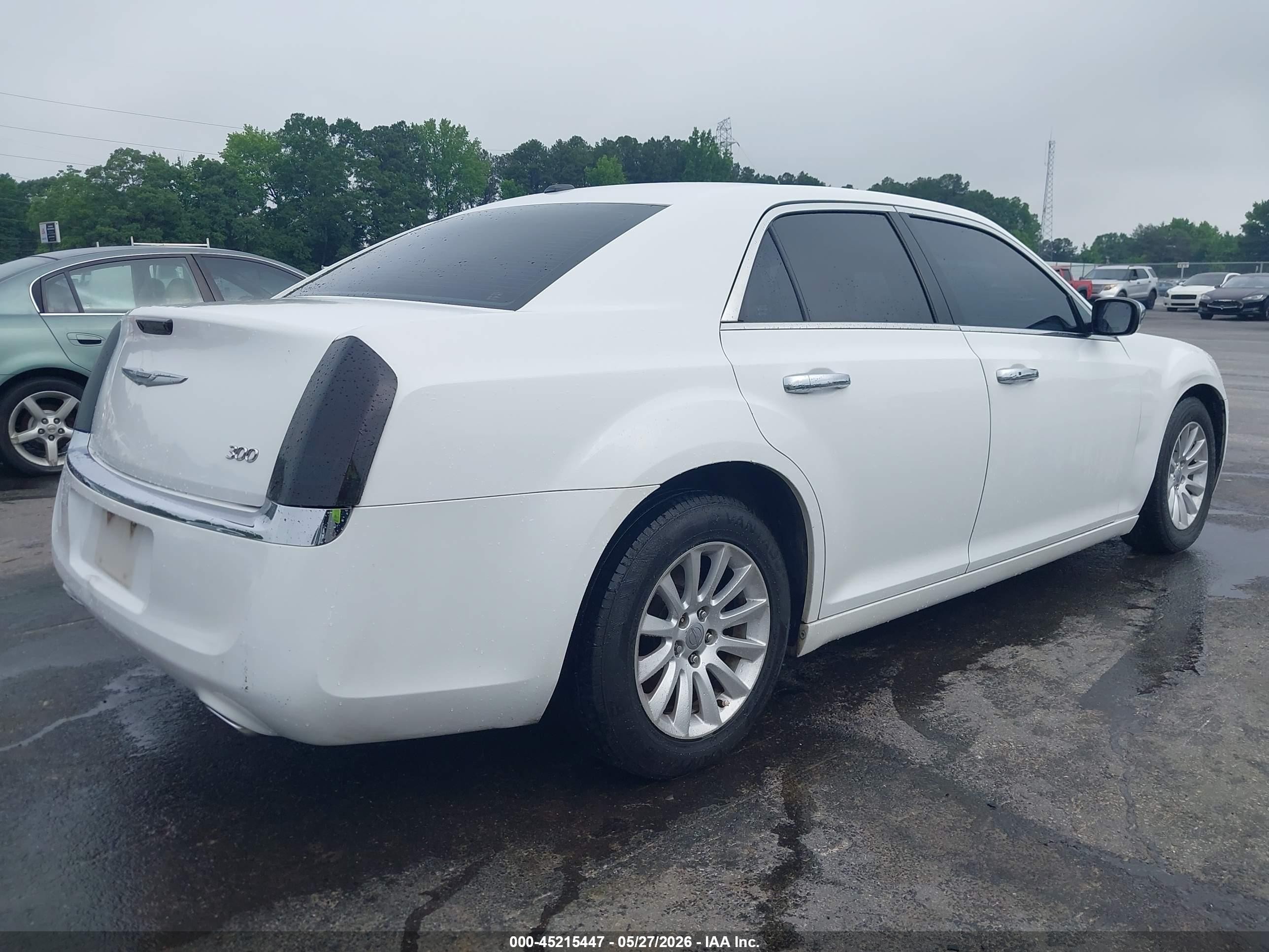 2013 Chrysler 300 Motown White vin: 2C3CCAAG7DH595148