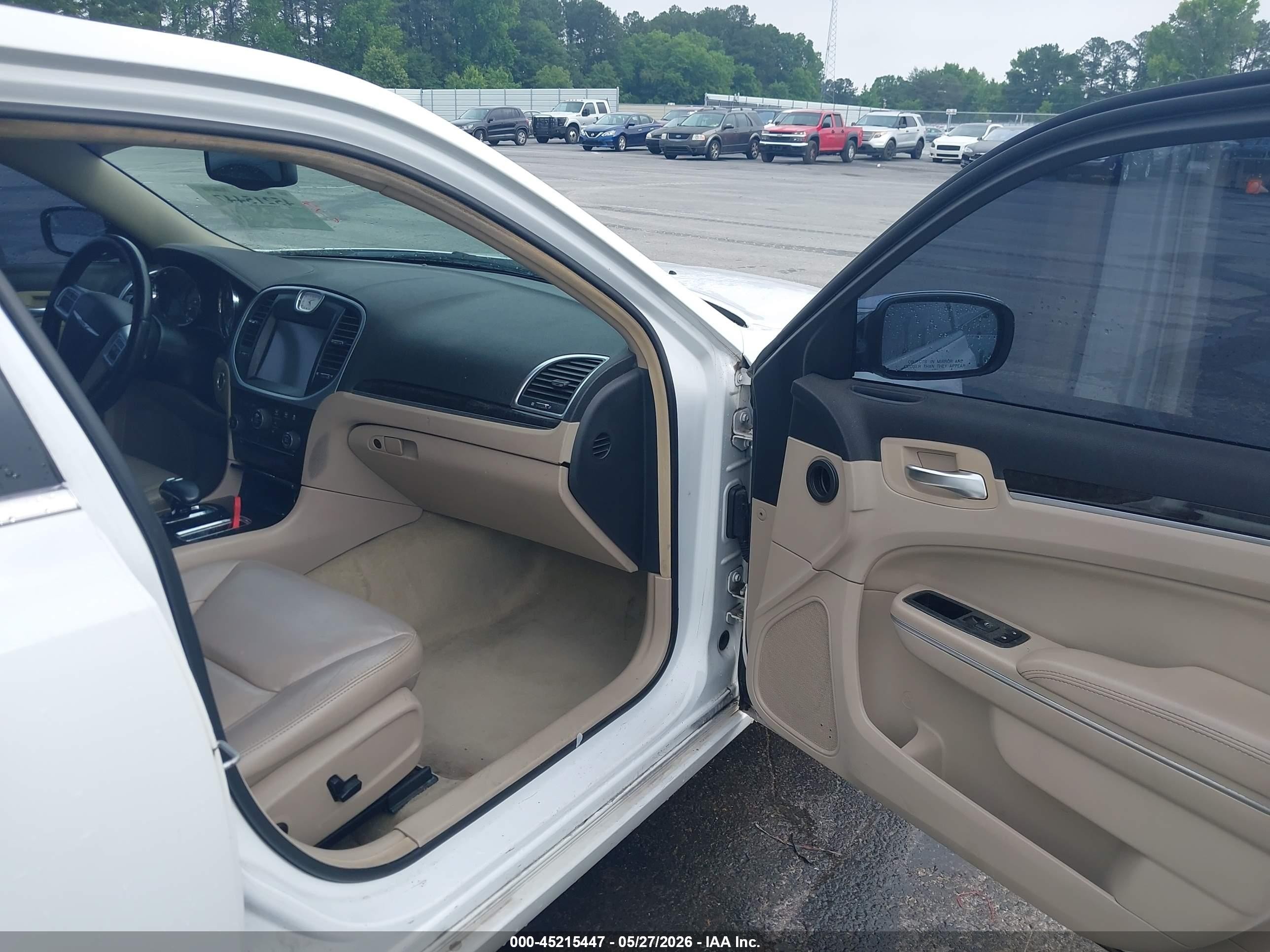 2013 Chrysler 300 Motown White vin: 2C3CCAAG7DH595148
