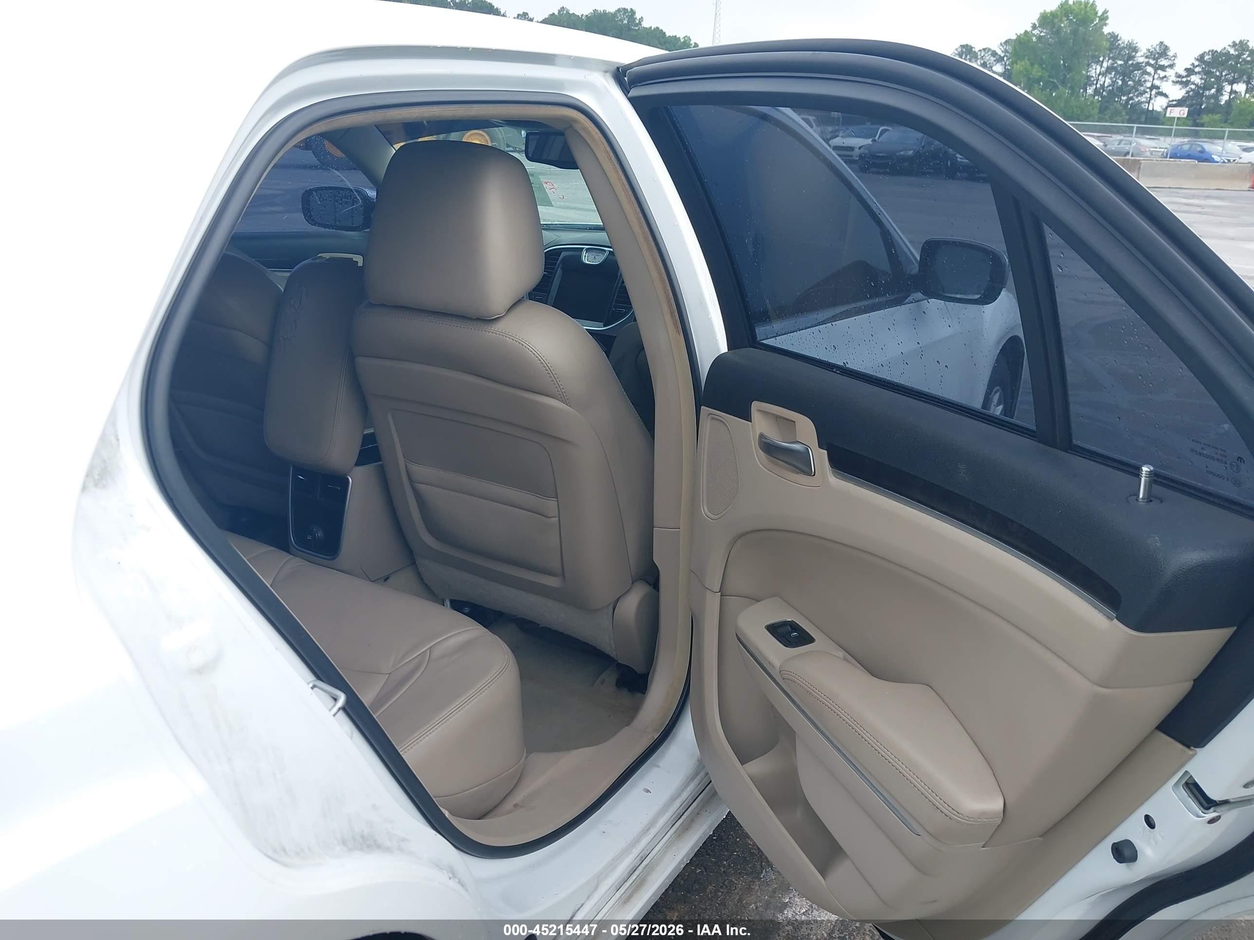2013 Chrysler 300 Motown White vin: 2C3CCAAG7DH595148