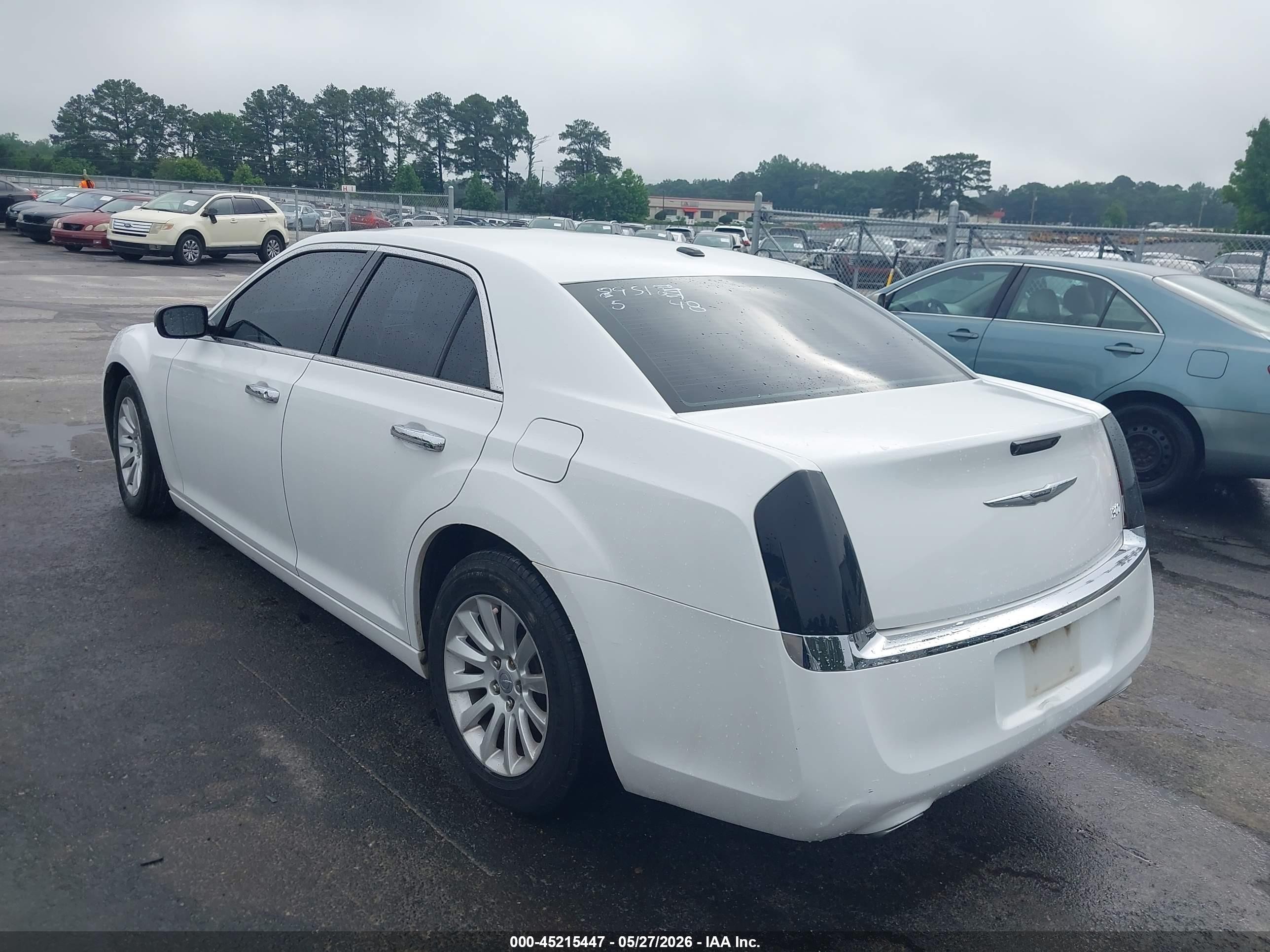2013 Chrysler 300 Motown White vin: 2C3CCAAG7DH595148