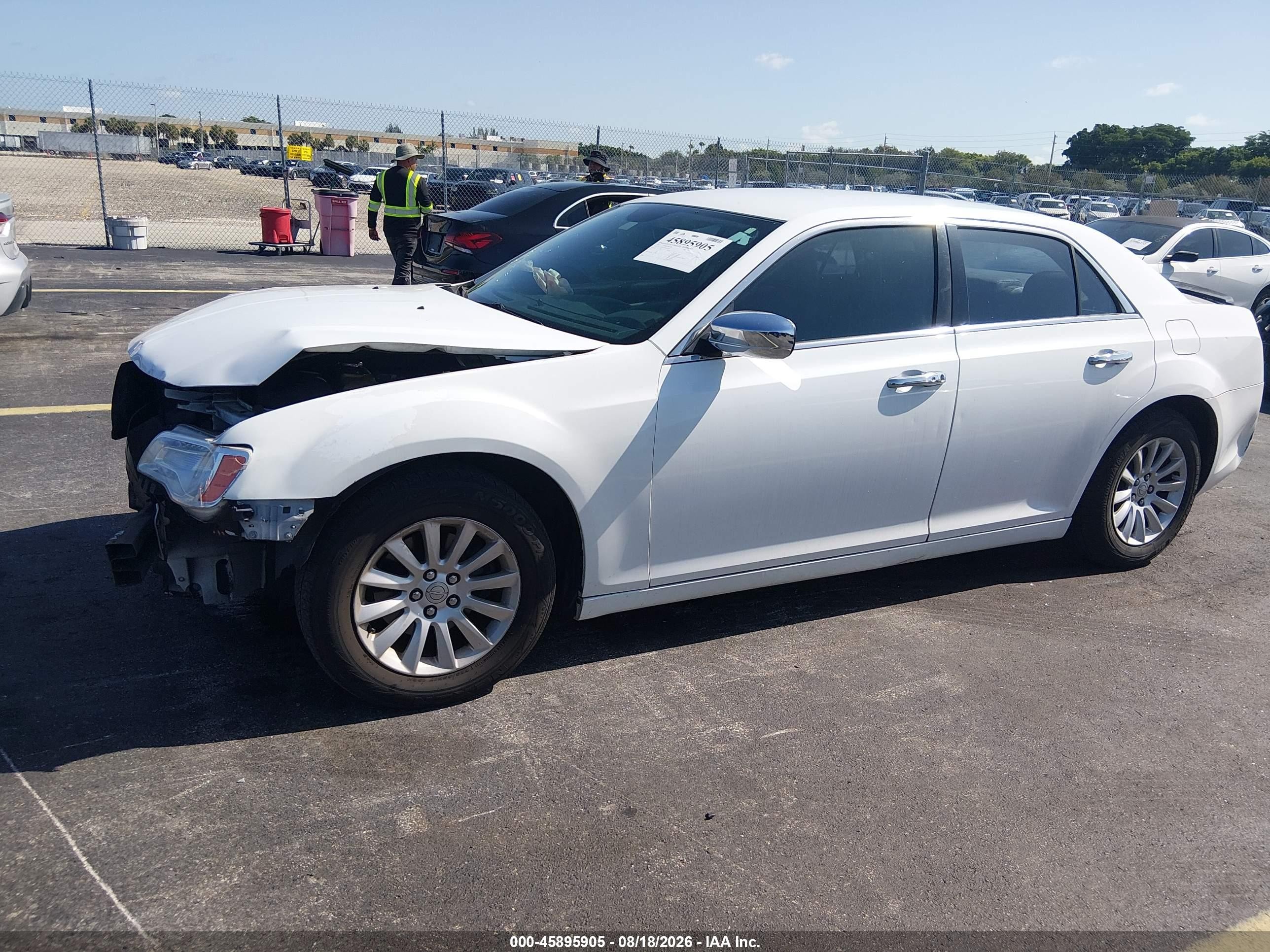 2013 Chrysler 300 Motown White vin: 2C3CCAAG7DH659110