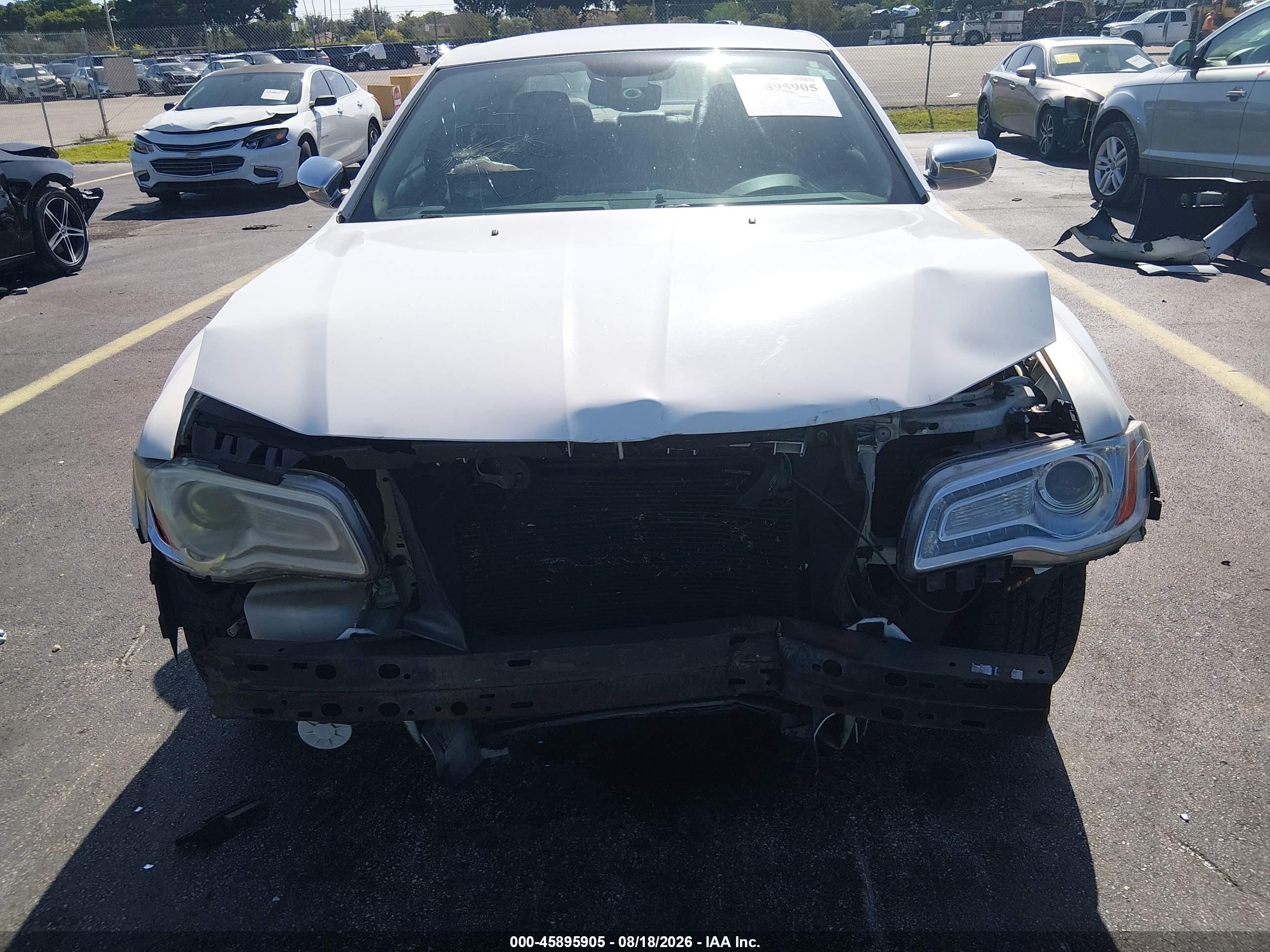 2013 Chrysler 300 Motown White vin: 2C3CCAAG7DH659110