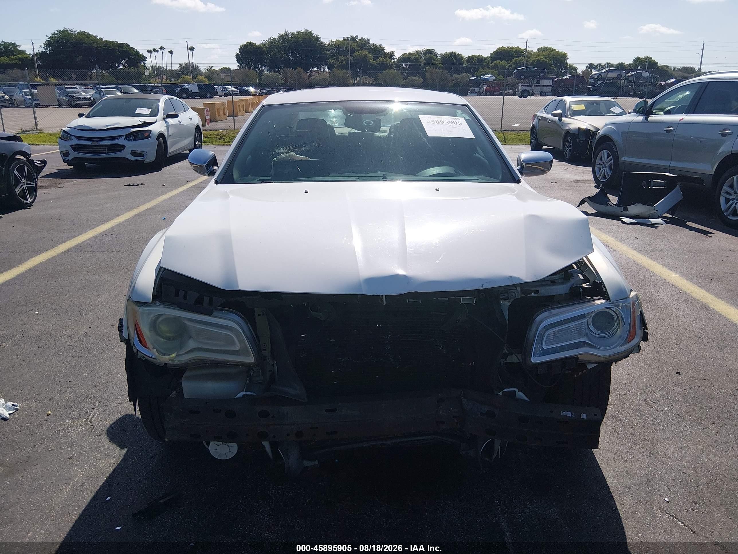 2013 Chrysler 300 Motown White vin: 2C3CCAAG7DH659110
