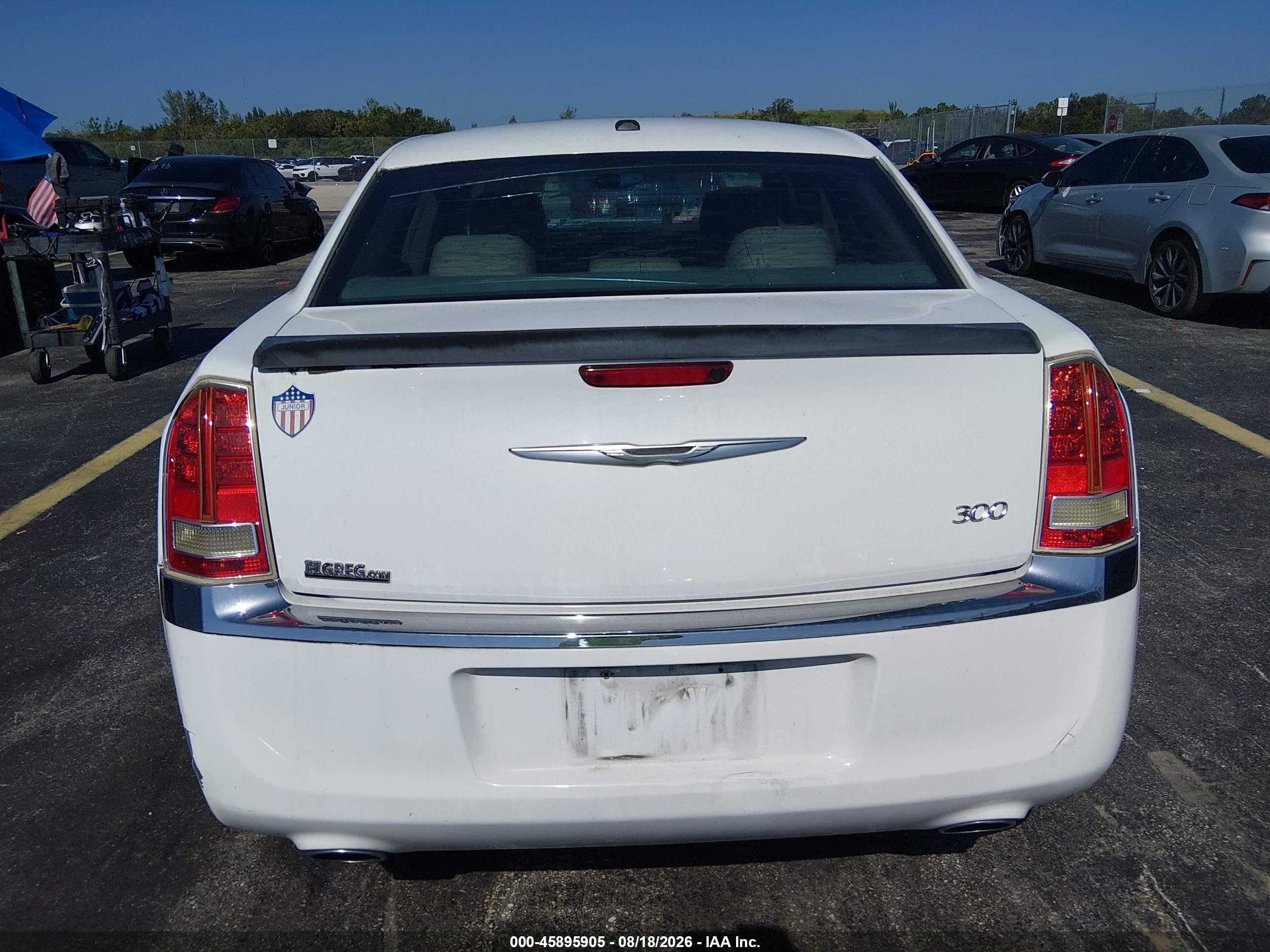 2013 Chrysler 300 Motown White vin: 2C3CCAAG7DH659110
